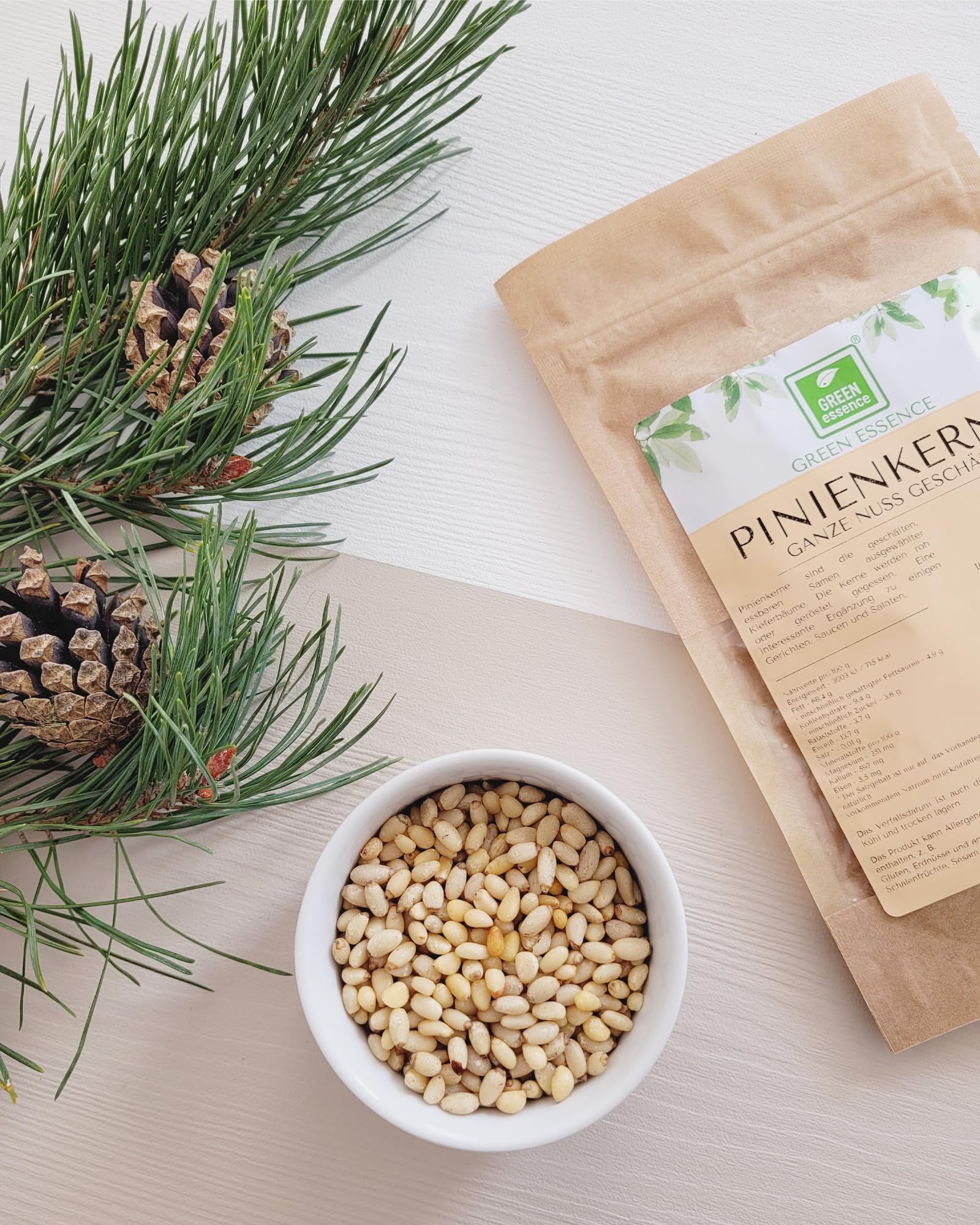 Pinienkerne 500g von Green Essence - Naturbelassen - Frisch und Ungesalzen - Für Pesto in Top Qualität - Ohne Zusätze - Vegan - Protein - Zedernüsse Ganz