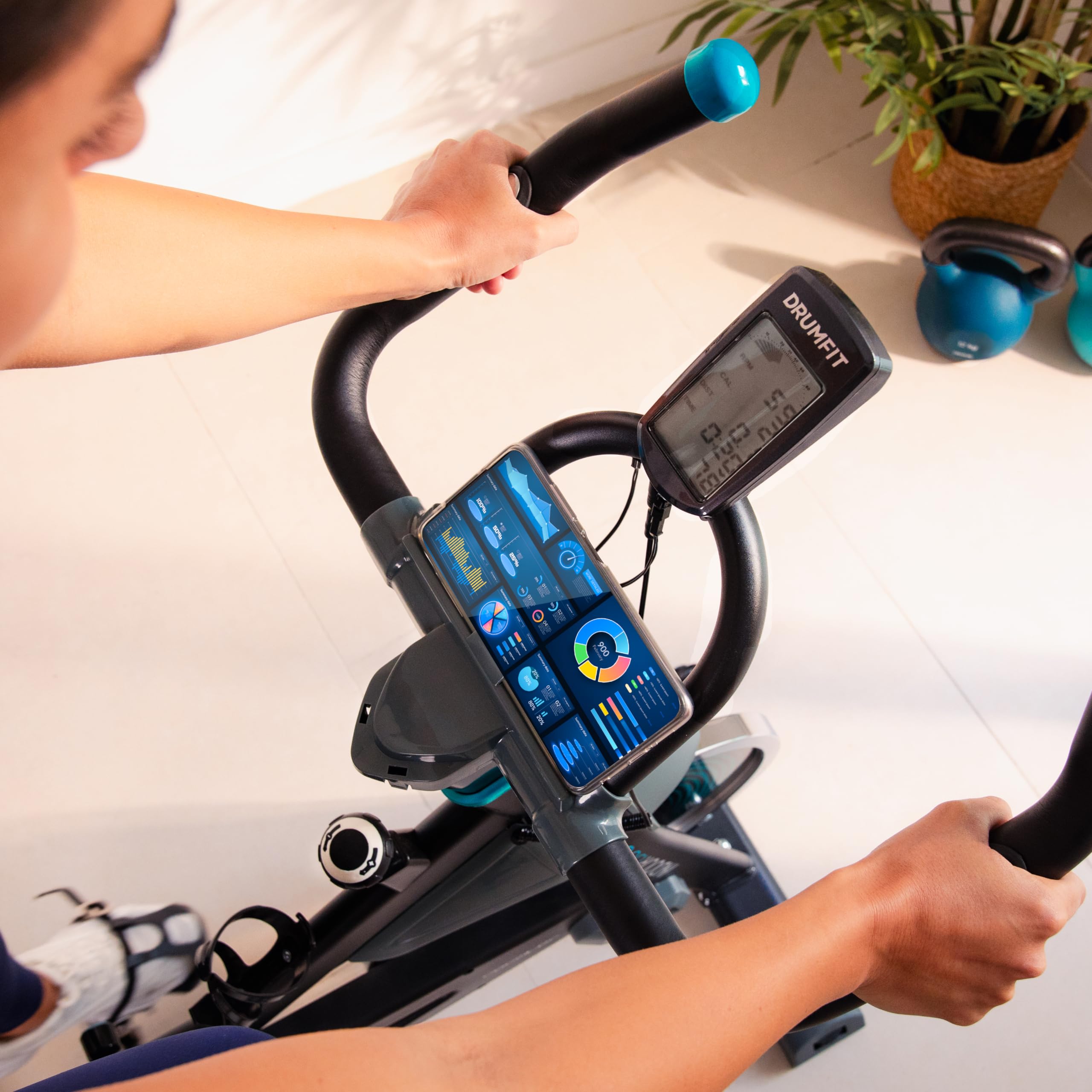 Cecotec Rower treningowy do użytku wewnątrz z kołem zamachowym 13 kg DrumFit Indoor 13000 Race. Pulsometr, ekran LCD, uchwyt na urządzenia, koła, opór tarcia, regulowane siodełko