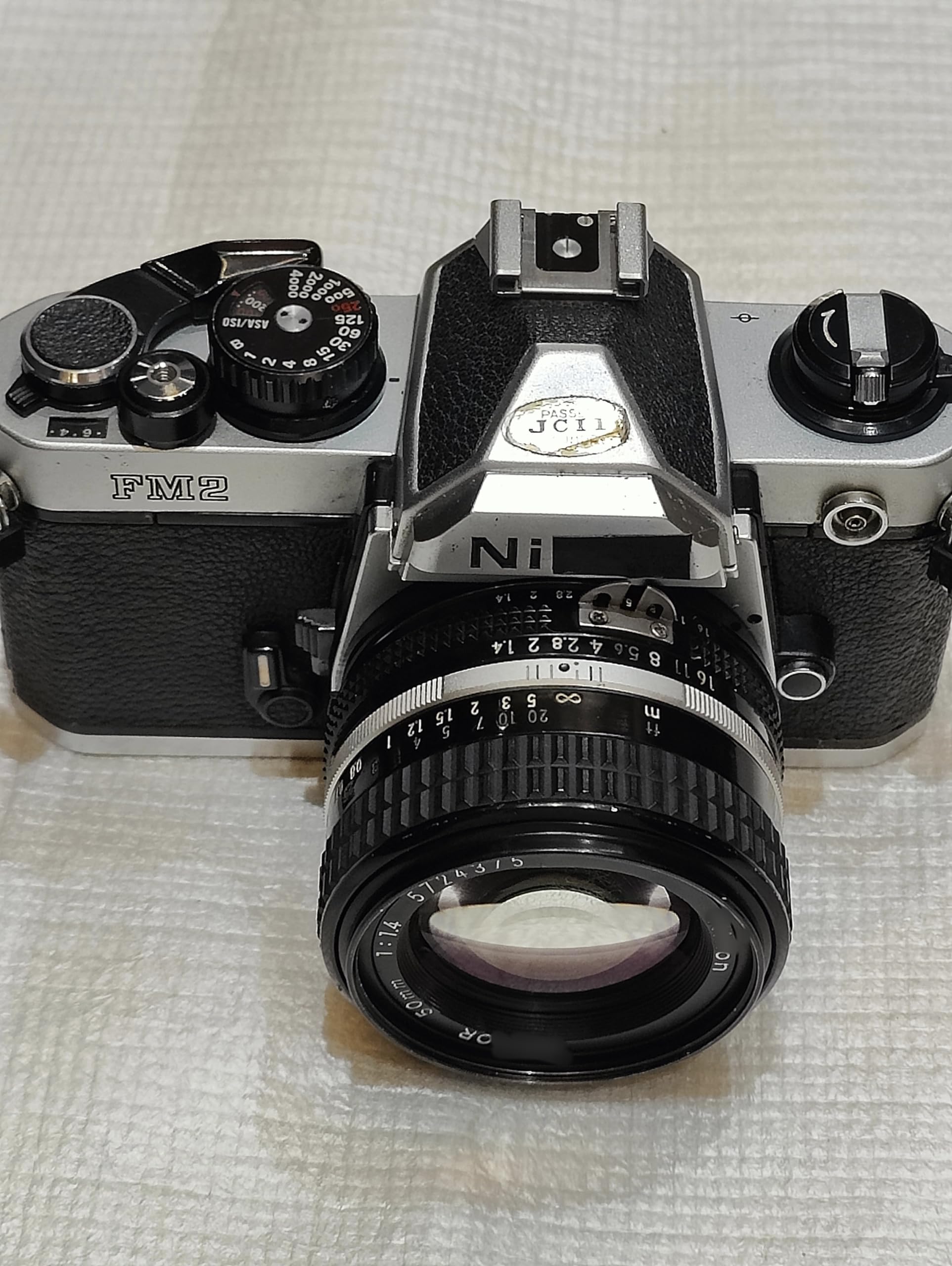 FM-2 Classic Student 35mm SLR Film Camera-image-29