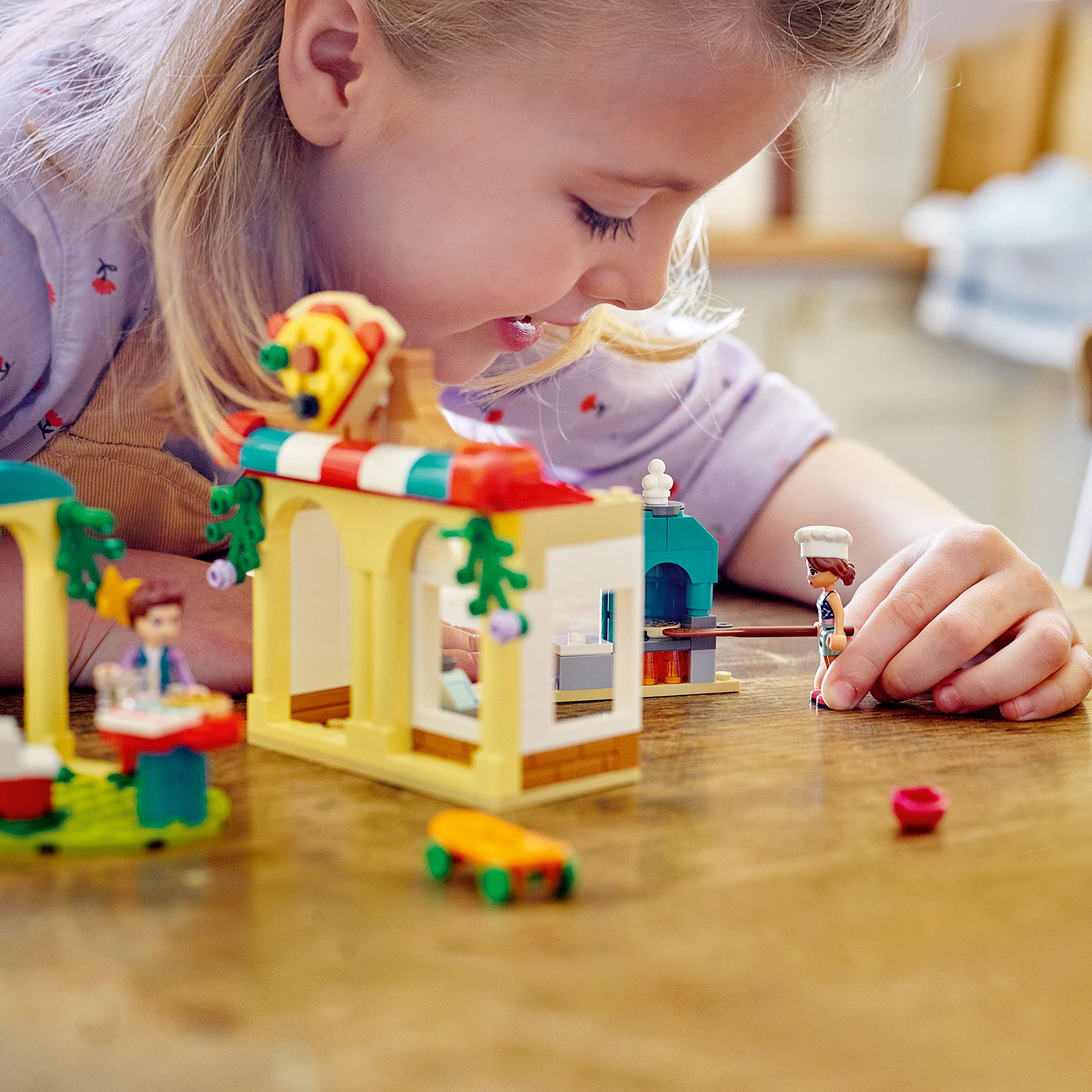 Amazon.co.jp: LEGO フレンズ ハートレイクシティ ピッツェリア 41705