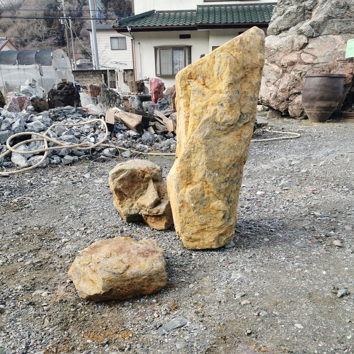 Amazon.co.jp: みかも石3石セット庭石鑑賞石盆石水石灯籠庭坪庭盆栽