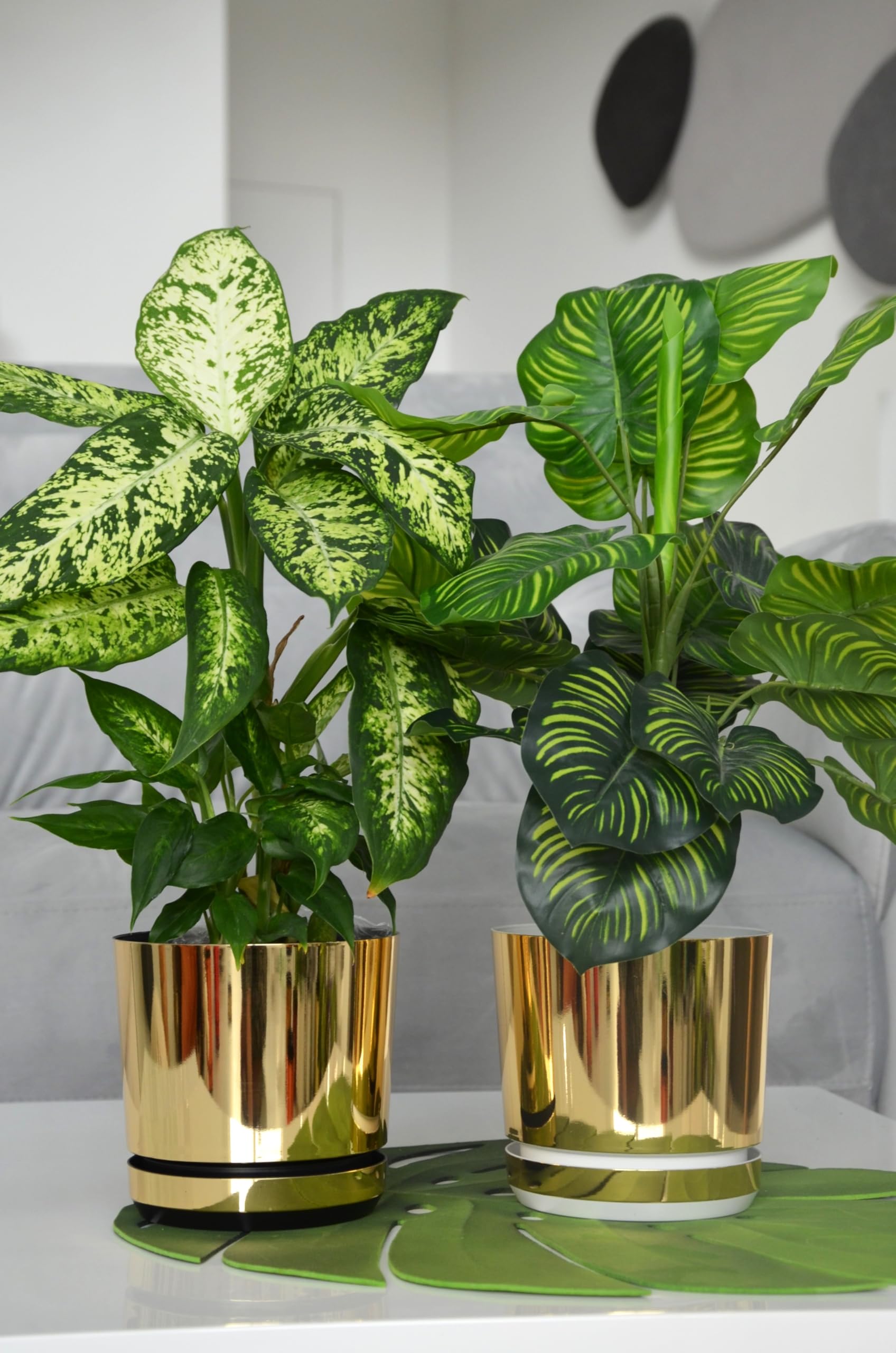 KERD Très Grand Pot de Fleurs 32 cm, Style Glamour Couleur Or Champagne, Finition Brillante pour Plantes, Rond avec Soucoupe, Fabriqué en Europe, Plastique Recyclé
