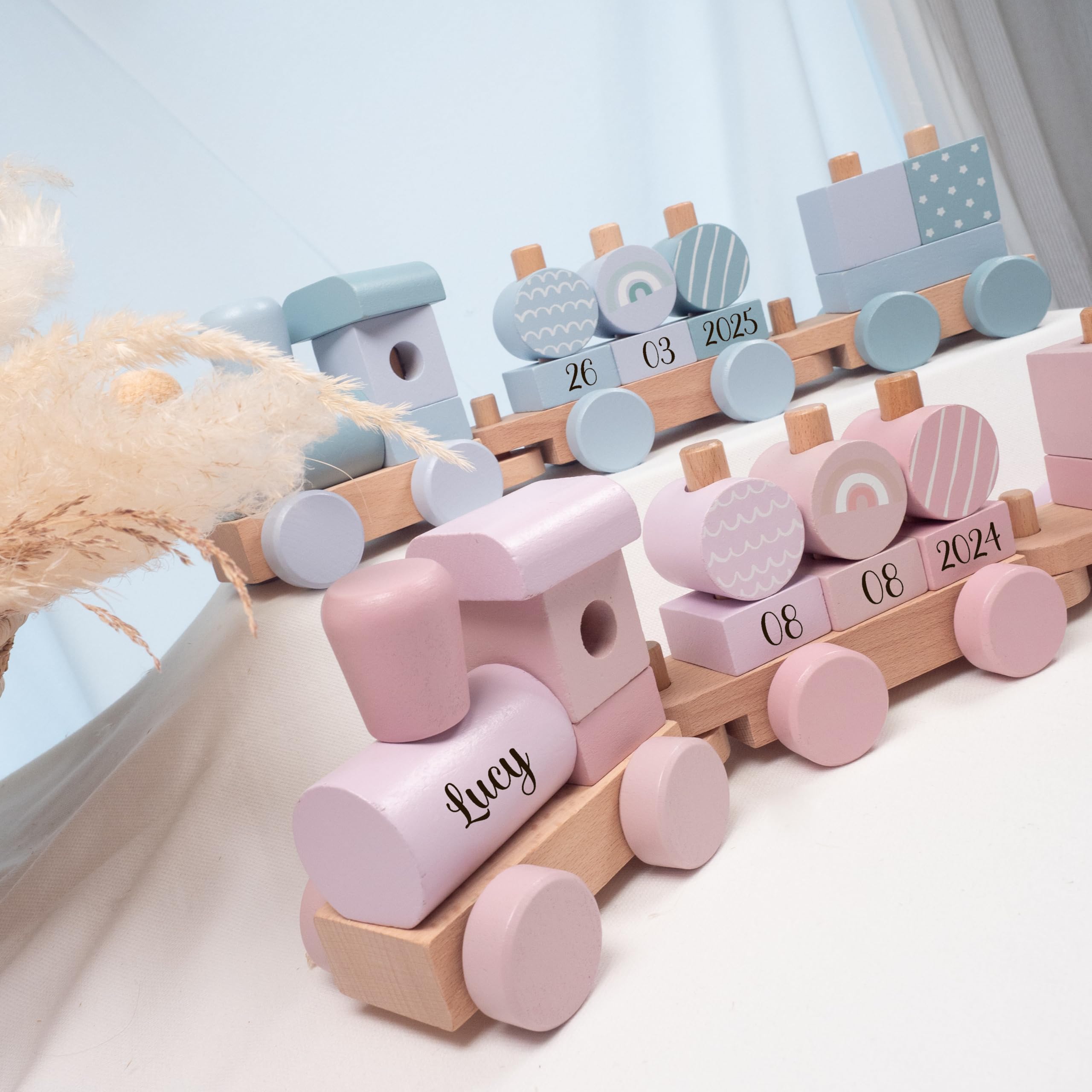 personalisierte Geschenke Baby Holz Eisenbahn REGENBOGEN als Babygeschenk zur Geburt Junge + Mädchen Holz Zug mit Name und Datum personalisierbar mit Gravur