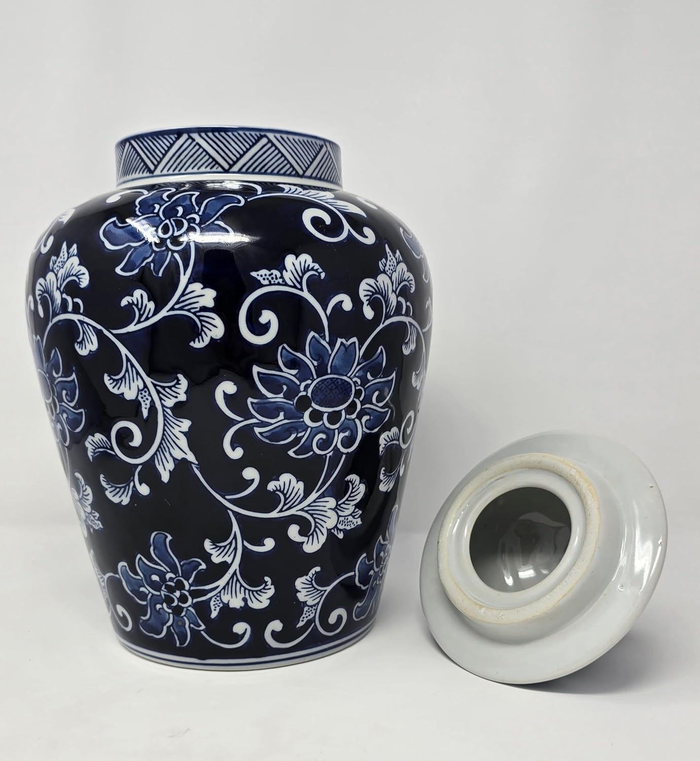 Festcool 12.5 in Blue and White Porcelain Floral Temple Ginger Jar Vase, China Qing Style (Blue Dark), Medium, classic