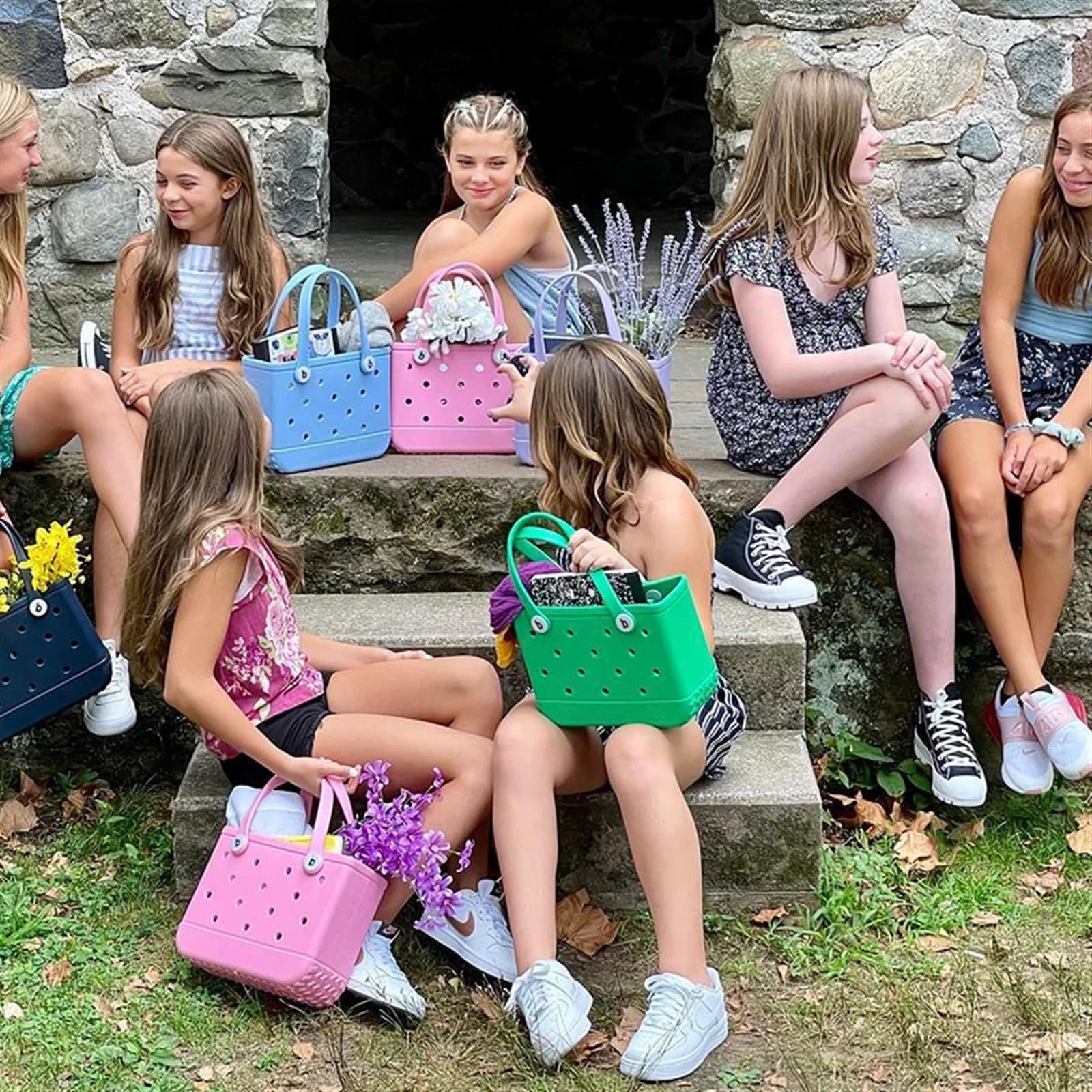 Générique Sac Extra Large D'été En EVA,Plage,Panier Femme Fourre-tout Pique-nique Trous Main Étanche,Pochette De Shopping Bandoulière(Gray,35 30 12)