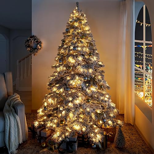 Miniatura 10 de Naomi Home Árbol de Navidad tradicional de 7.5 pies con luces, árbol de Navidad clásico realista preiluminado con 4130 puntas de rama, 600 luces