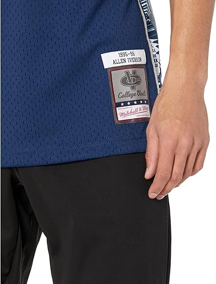 Amazon.co.jp: Mitchell & Ness アレン・アイバーソン メンズ