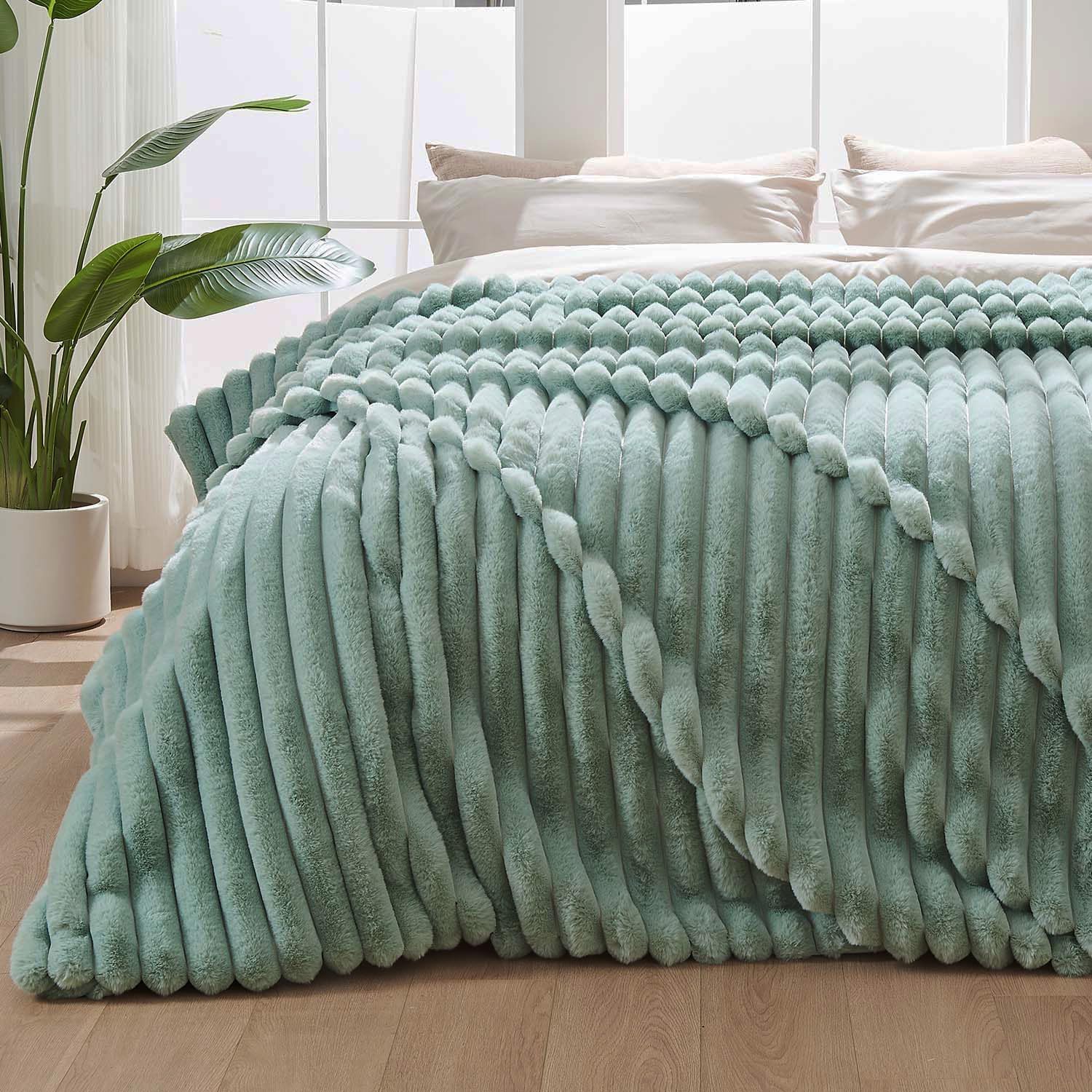 Lotus Karen Faux Fur Twin Blanket for Couch, Cozy Soft Fluffy Fuzzy Sage Green Blanket, Striped Warm Thick Furry Plush Shaggy Small Blankets for Women, 60x80 Inches - Image 8