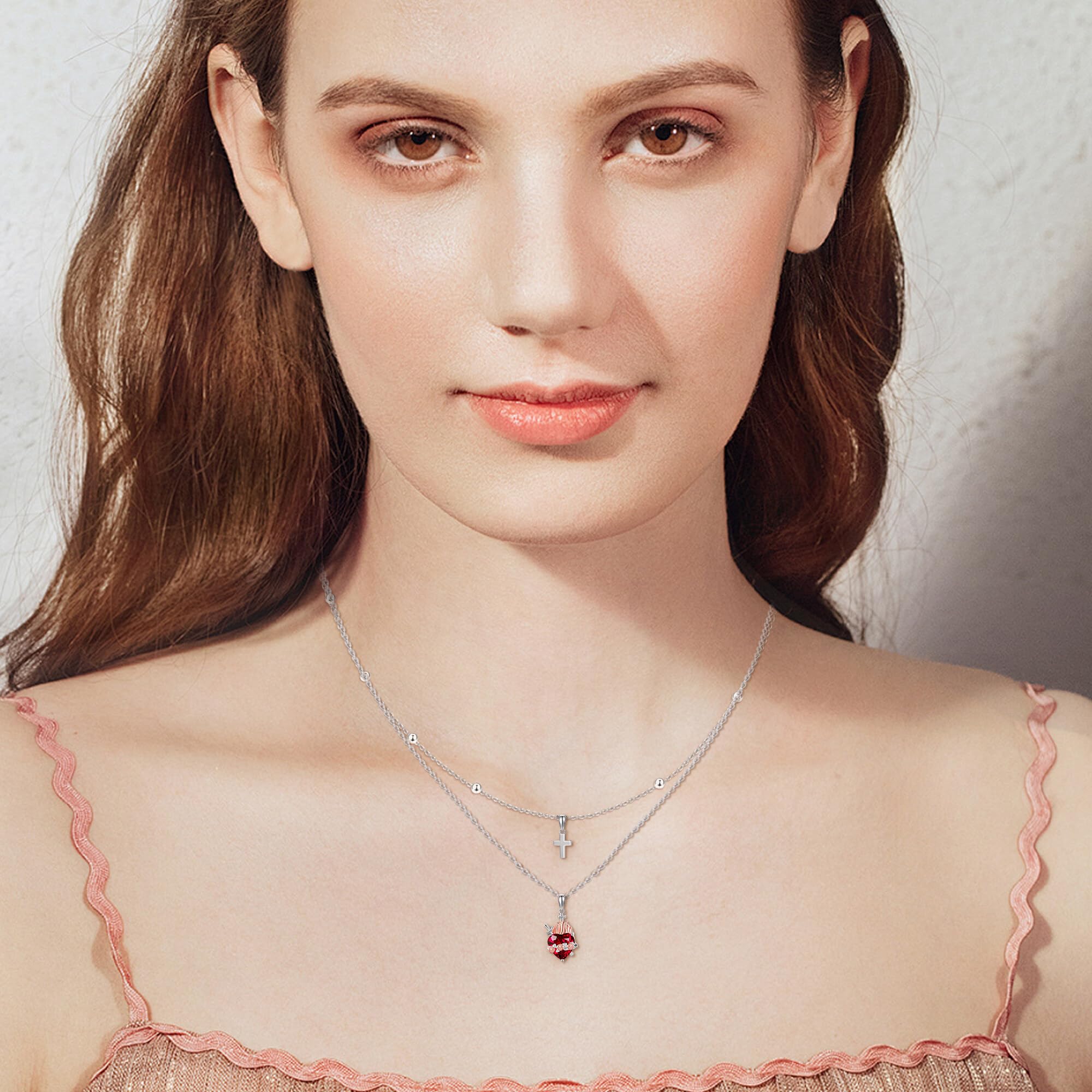 Collar de corazón sagrado de plata de ley con colgante de corazón sagrado de Jesús para mujer