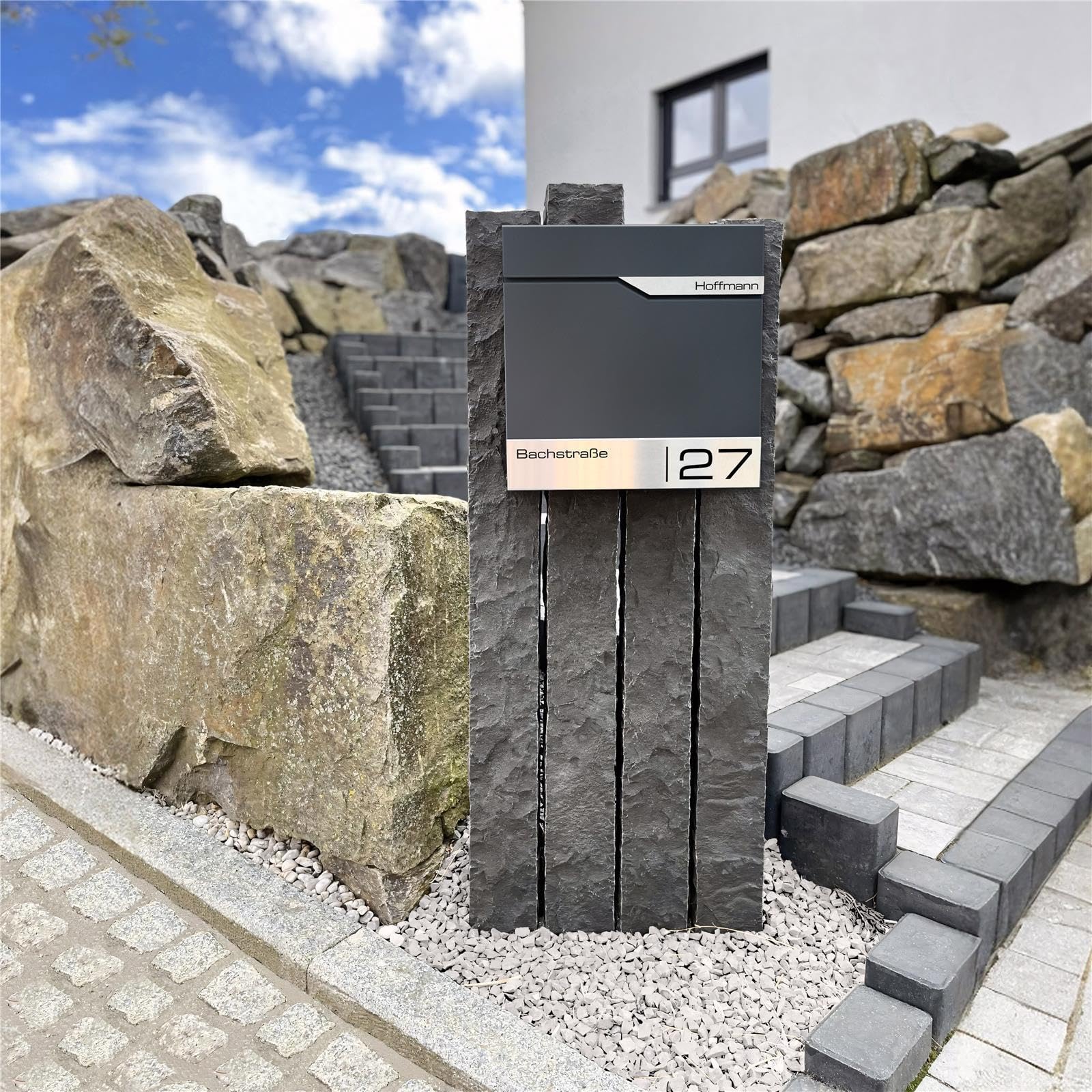 Metzler Moderna Cassetta Postale Con Portagiornale Antracite RAL 7016 - Personalizzata Con Targhetta in Acciaio Inossidabile V2A, Da Parete - Siebert