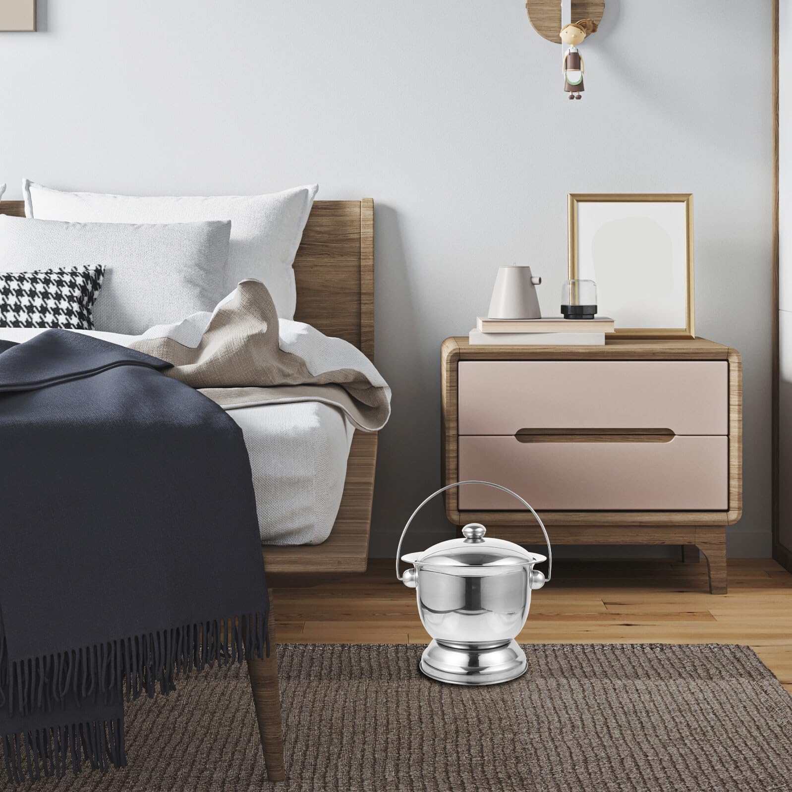 Pot de Chambre Facile à Nettoyer et Scellé avec Couvercle en Acier Inoxydable Argenté Adulte Accessoires pour Soins aux Patients Adaptés la Maison Voyage