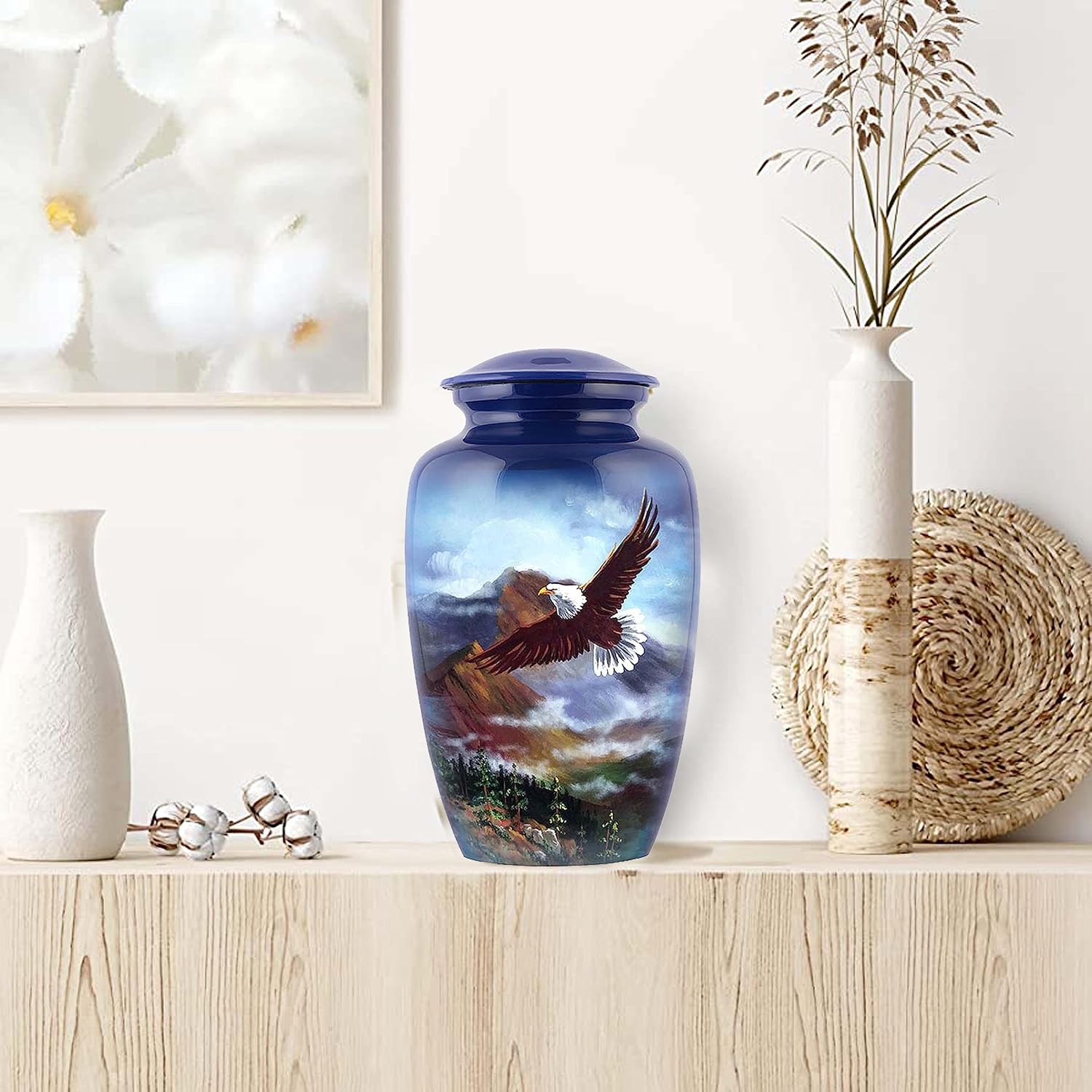 American Flying Eagle Urn,Eagle Flying Keepsake Cremation Urn for Ashes with Velvet Bag-Mini Urn (3 cu.in)