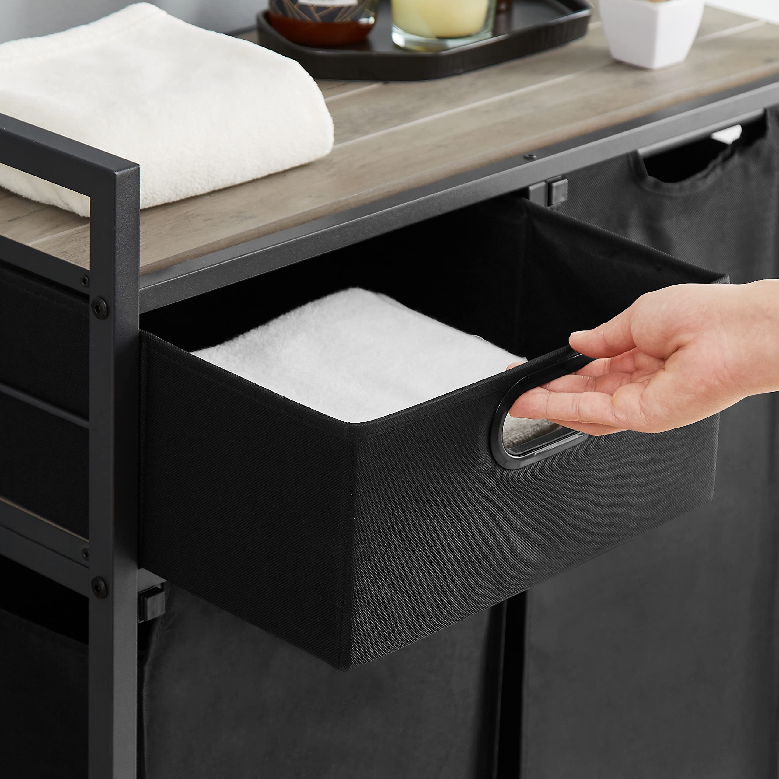 Amazon｜キャスター付きハンパー ダブルランドリーバスケット 棚