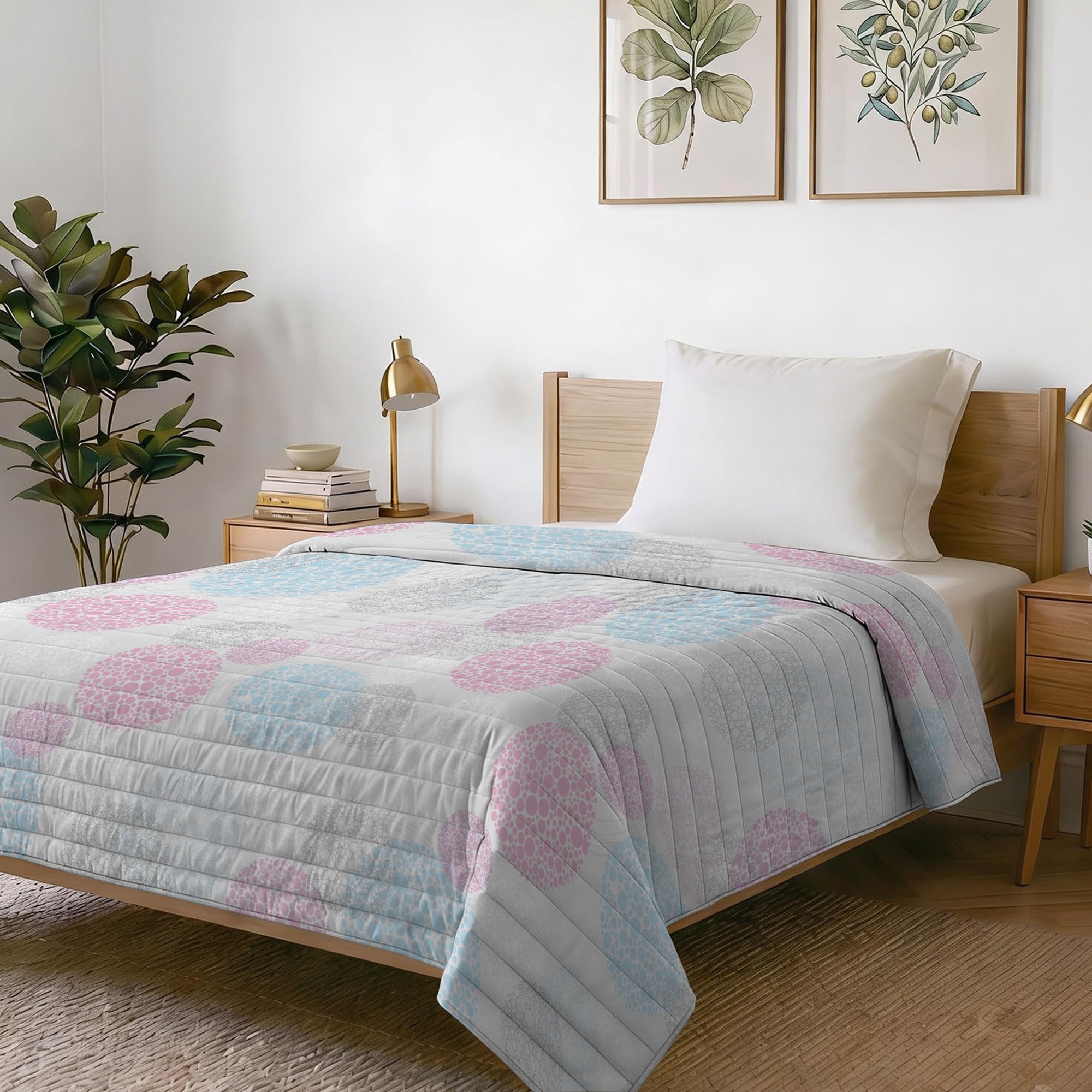 Italian Bed Linen Fantasy Printed Summer Quilt, Polyester Filling, Molecole, 220 x 270 cm