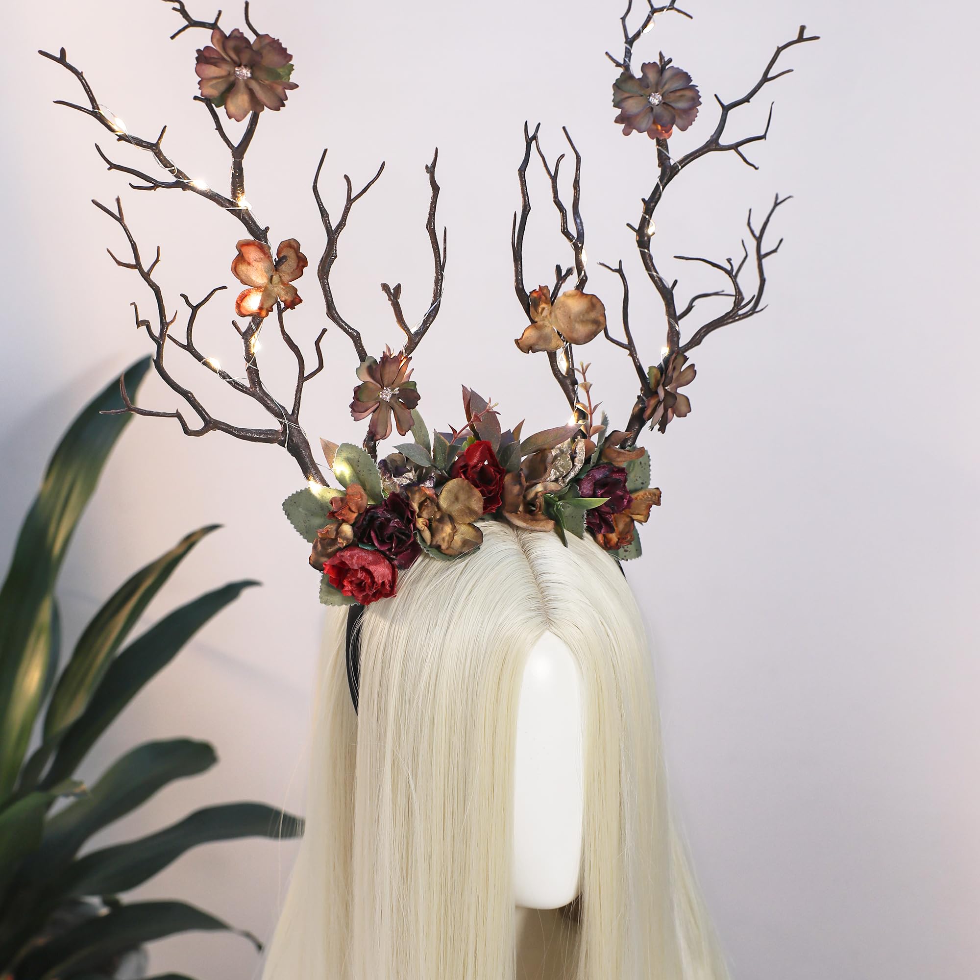 MOSTORY Serre-tête branche de la forêt verte – Serre-tête avec fleurs, bois de cerf floral pour femme, costume de sorcière de la Renaissance, tenue d'Halloween, cosplay, séance photo