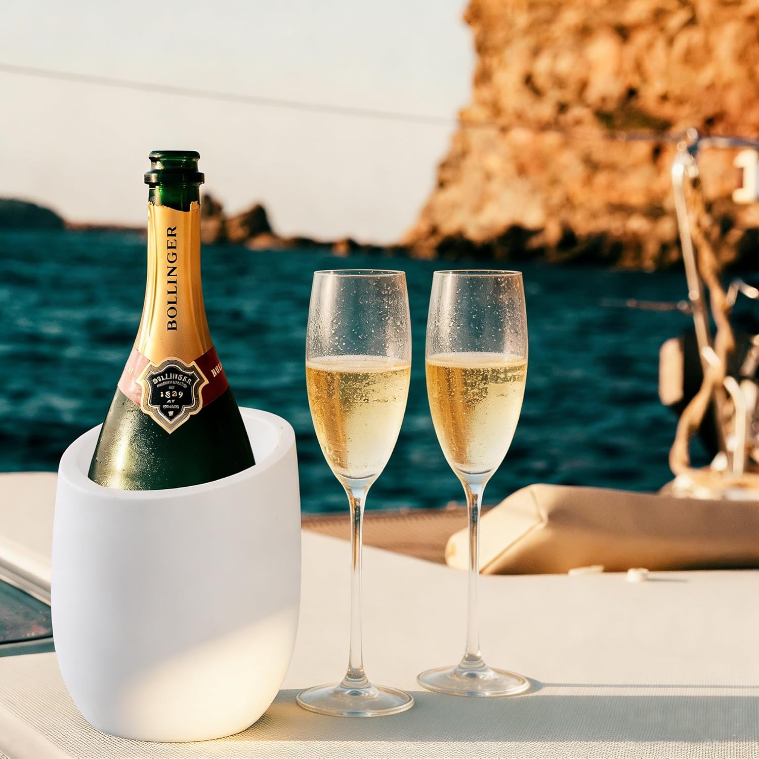 White Marble Textures Wine Chiller Bucket – 750ml Resin Cooler for Wine & Champagne Bottles, Party Bar Cart Decor – Keeps Drinks Cold, Unique Gift for Wine Lovers, Housewarming - Image 4