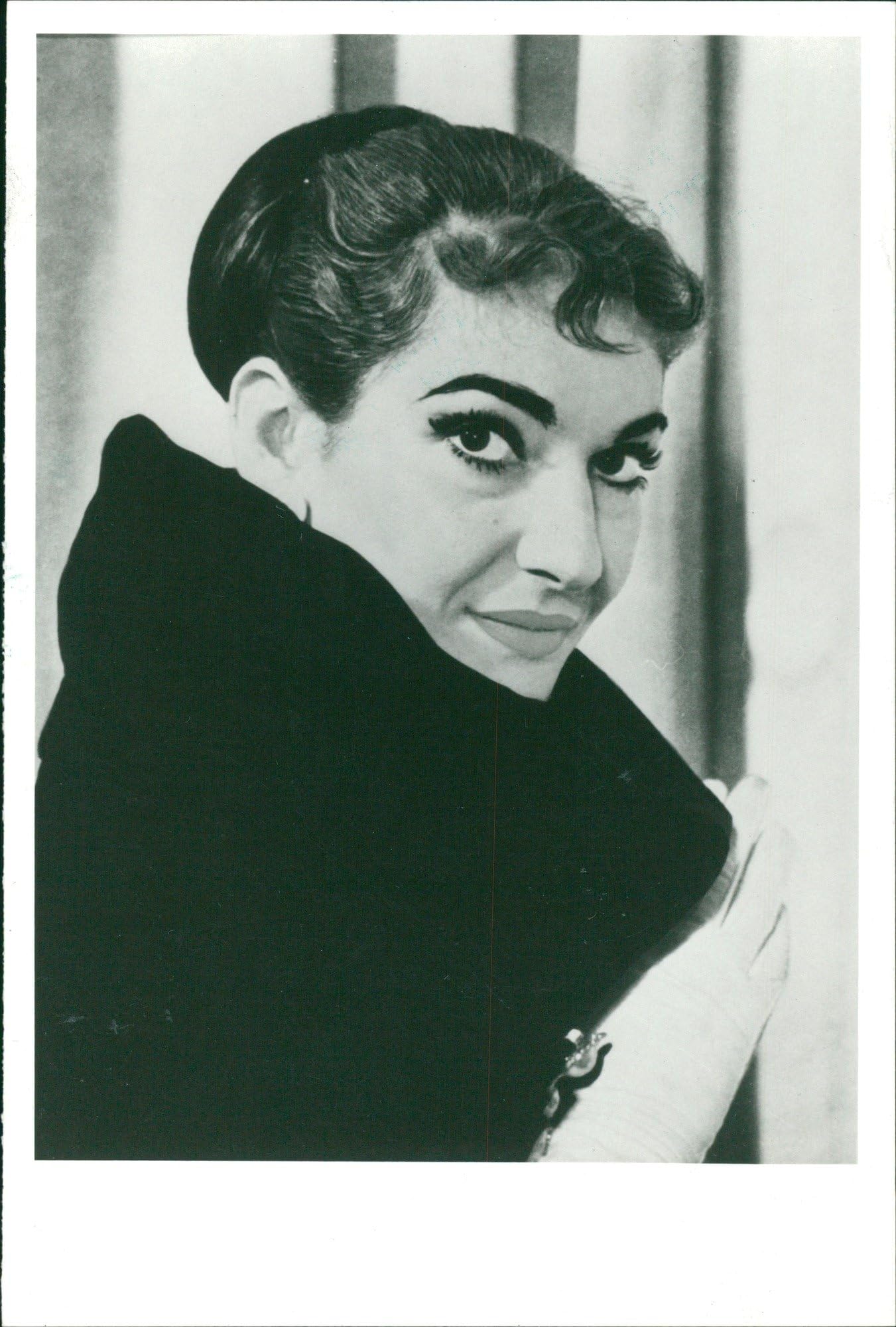 Jann Haworth and Sgt. Pepper Sculpture - Vintage Press Photo