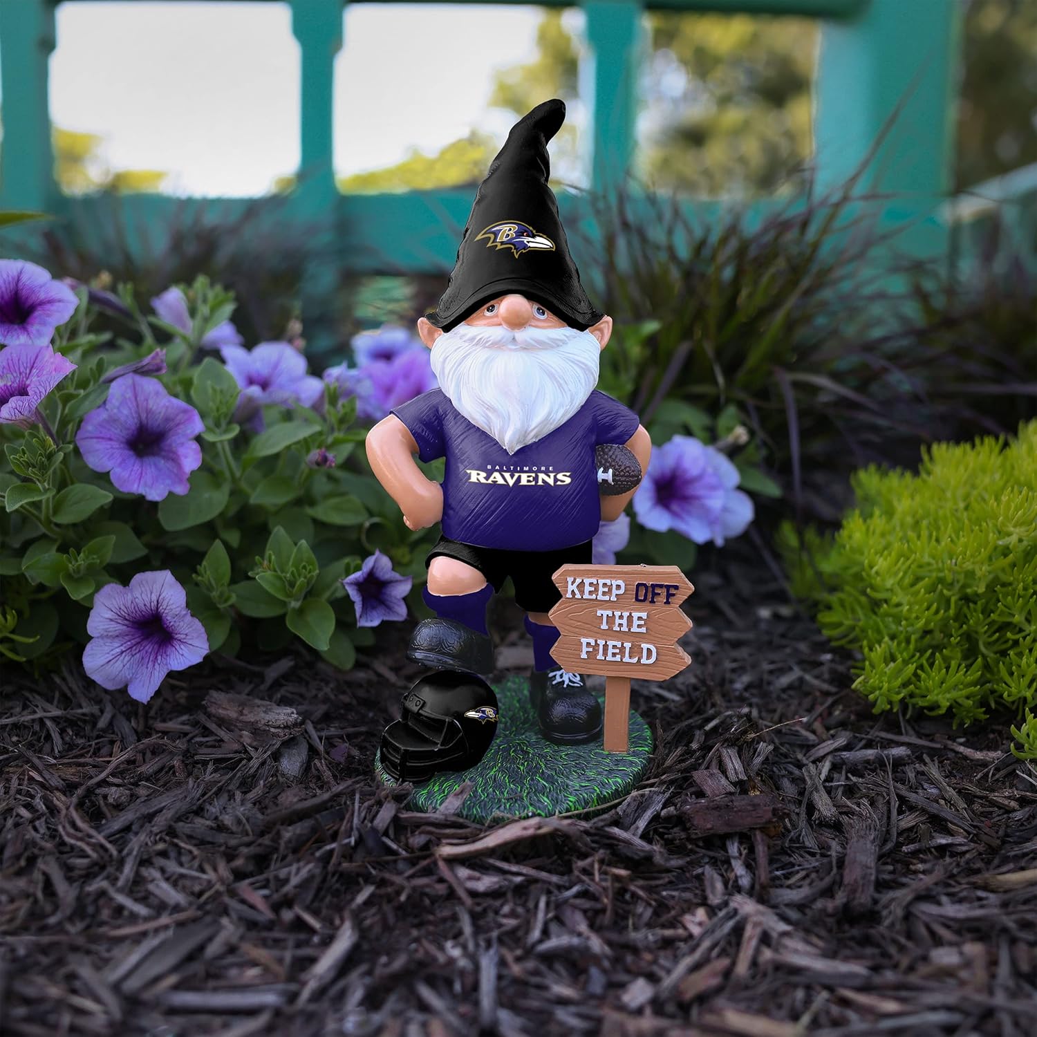 foco NFL Team Logo Keep Off The Field Outdoor Garden Statue Gnome 8"