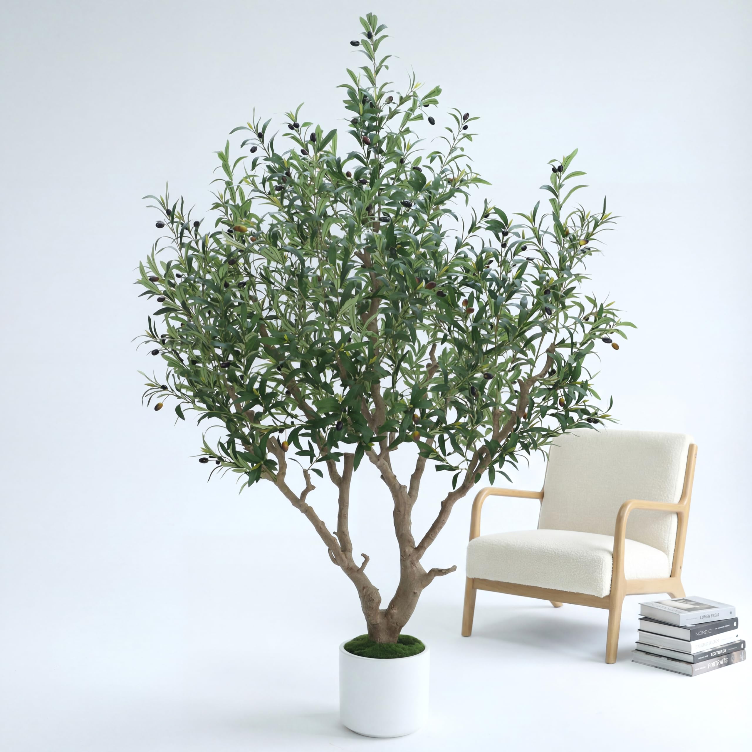 Botanwerk® Olivenbaum künstlich 210 cm inkl. Topf - künstlicher Olivenbaum mit naturgetreuem Stamm, realistischen Blättern & Oliven - künstlicher Baum für Indoor & Outdoor, groß, inklusive Moos & Topf