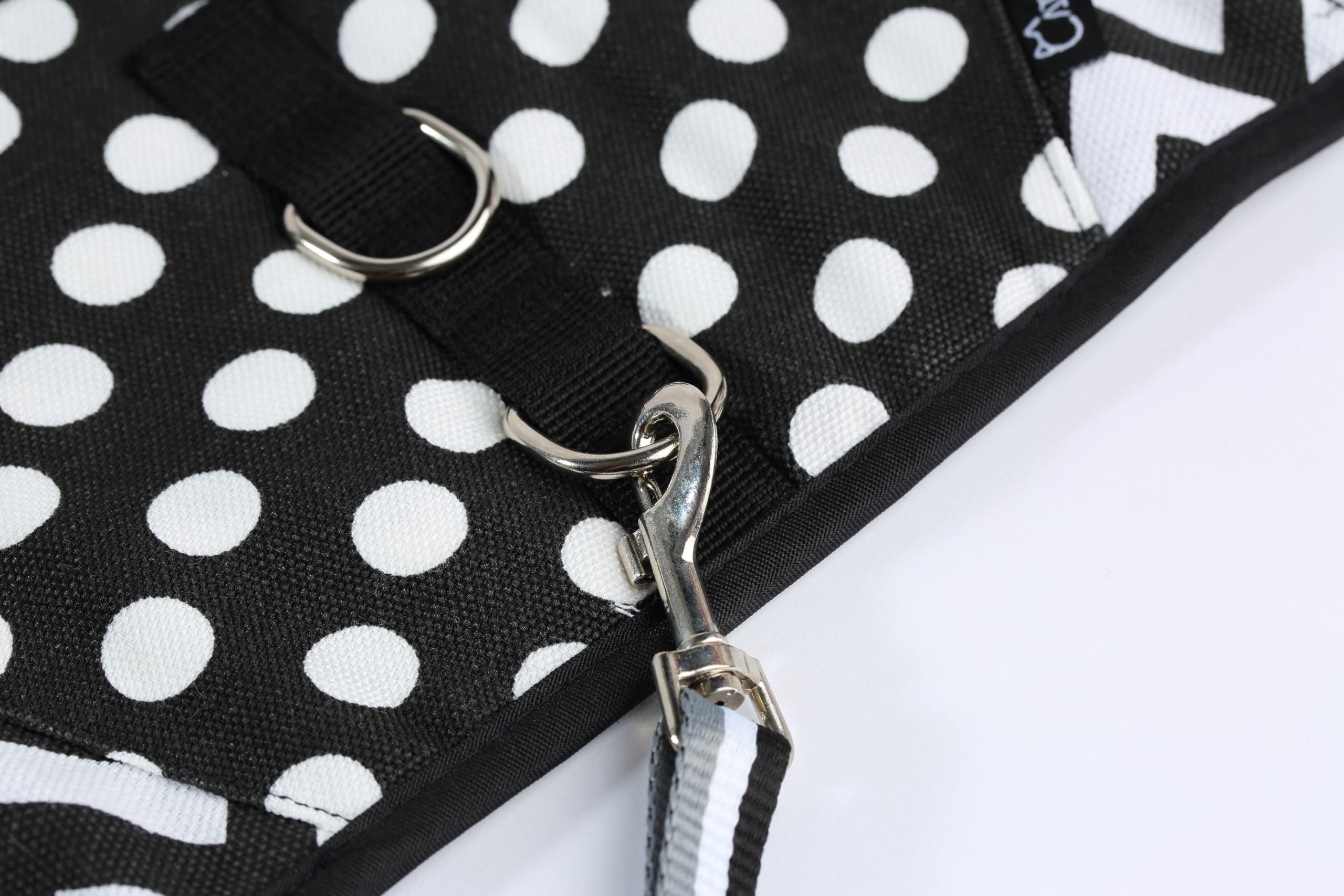 Arnés para Gatos a Prueba de Escape con Correa, tamaño Mediano, Chaquetas Ajustables para Caminar, Chaleco Acolchado para Gatos con Lunares, Color Negro