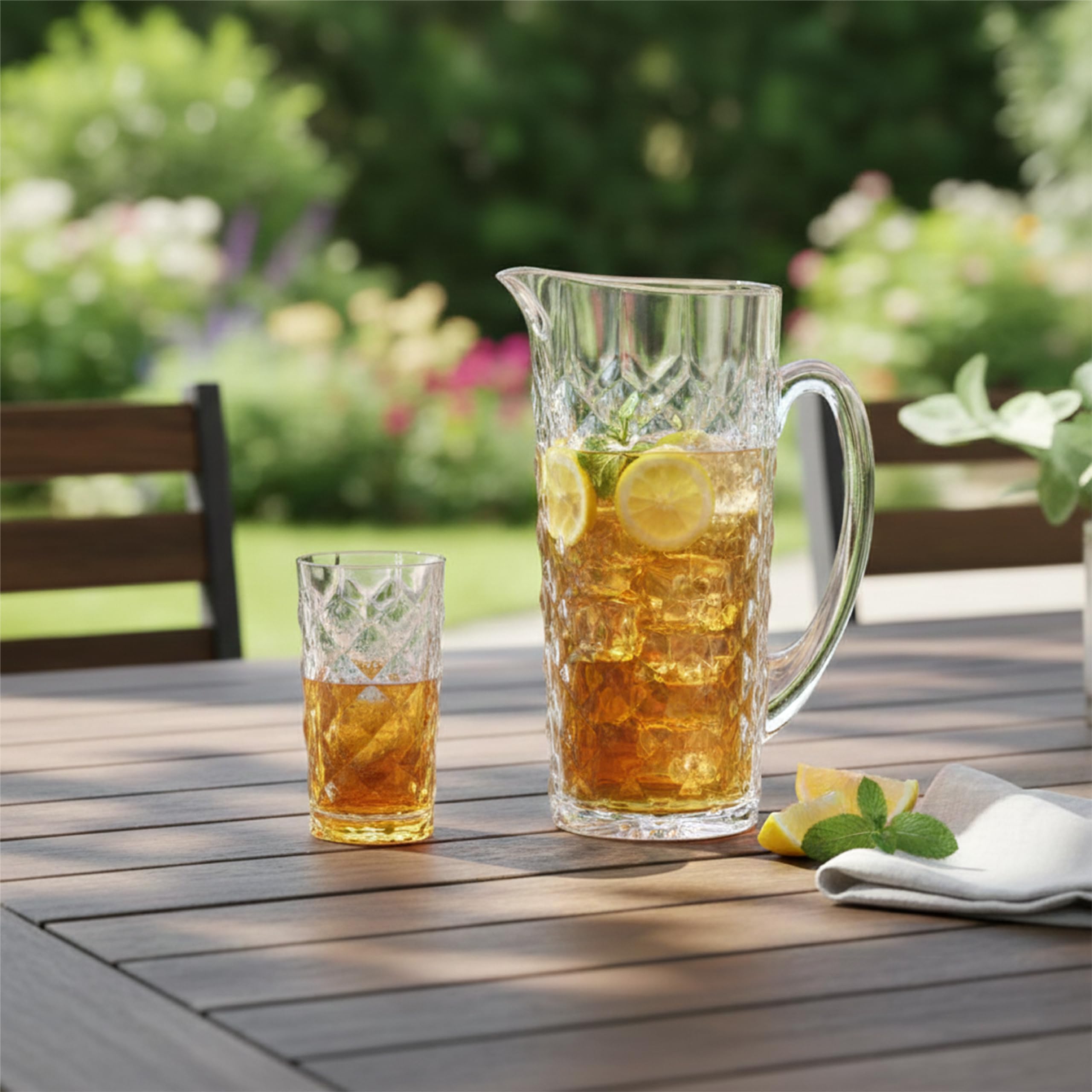 Crystal Bohemia Krug und Trinkgläser - Spülmaschinenfester Krug und 6 kratzfeste Trinkgläser (je 330 ml) aus Kristallglas - Für den täglichen Gebrauch, Familien, Restaurants und Partys