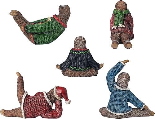 Miniatura 5 de Figuras de perezosos de yoga en suéteres feos de Navidad de 3 pulgadas, mini estatua de poliresina para decoración del hogar, intercambio de regalos