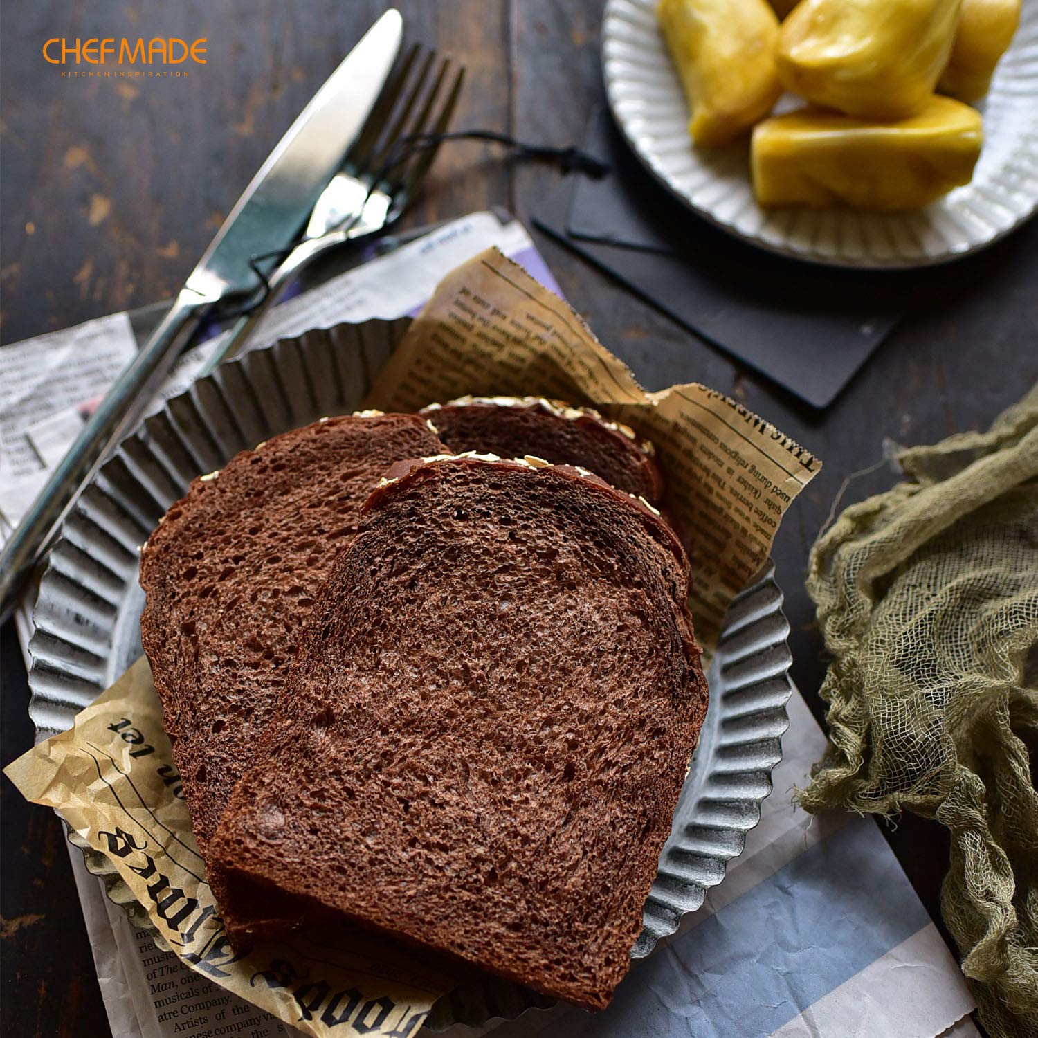 CHEFMADE Pullman Pan con labio, Caja corrugada rectangular antiadherente con capacidad de masa de 0,99lb para hornear en el horno 4.2" x 7.7"x 4.4" (oro champán)