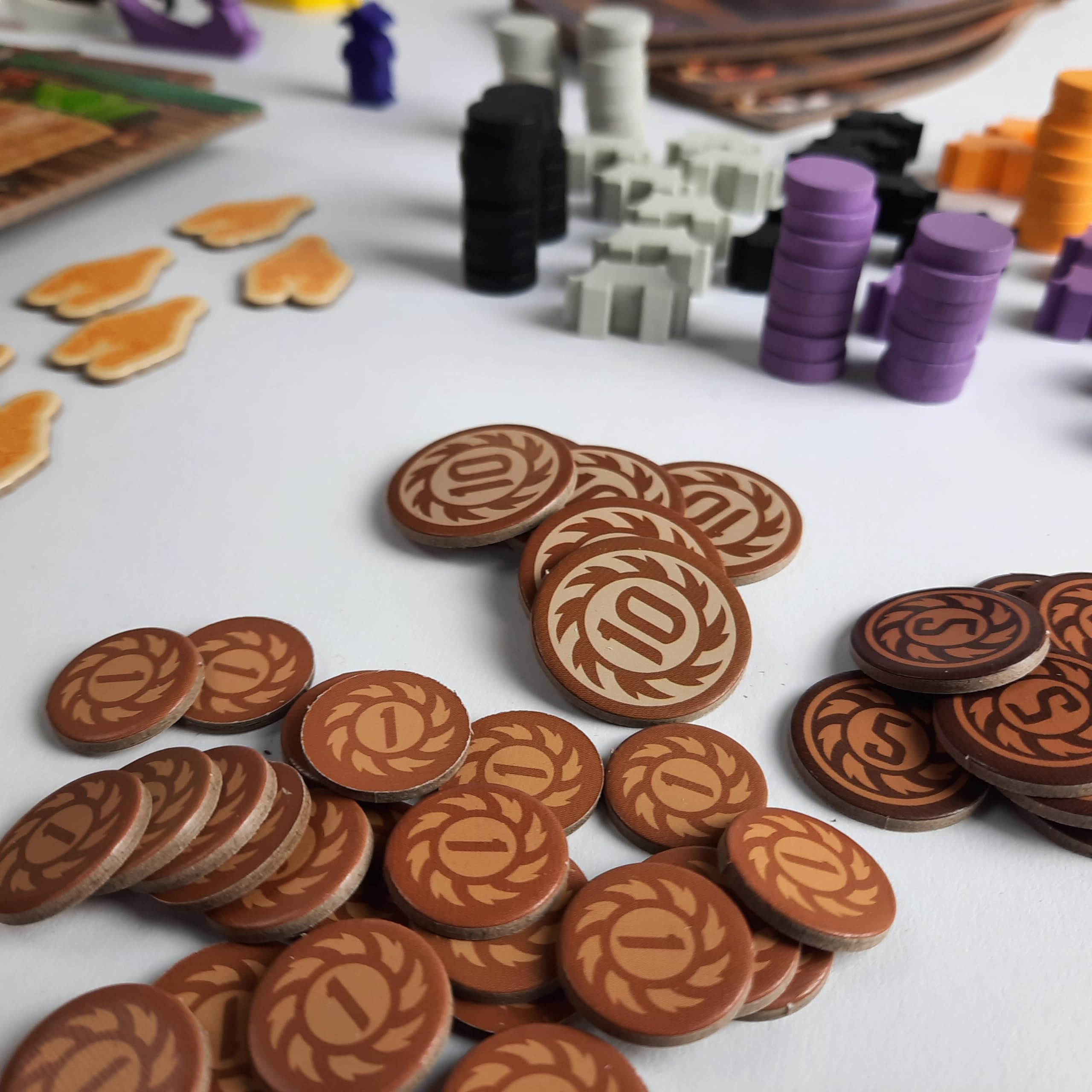 Phraya - Brettspiel - 2-4 Spieler - Ab 12+ Jahre - Gesellschaftsspiel - Strategiespiel - Handelsspiel - Kennerspiel - 90 Minuten - Ideal für den Brettspieleabend