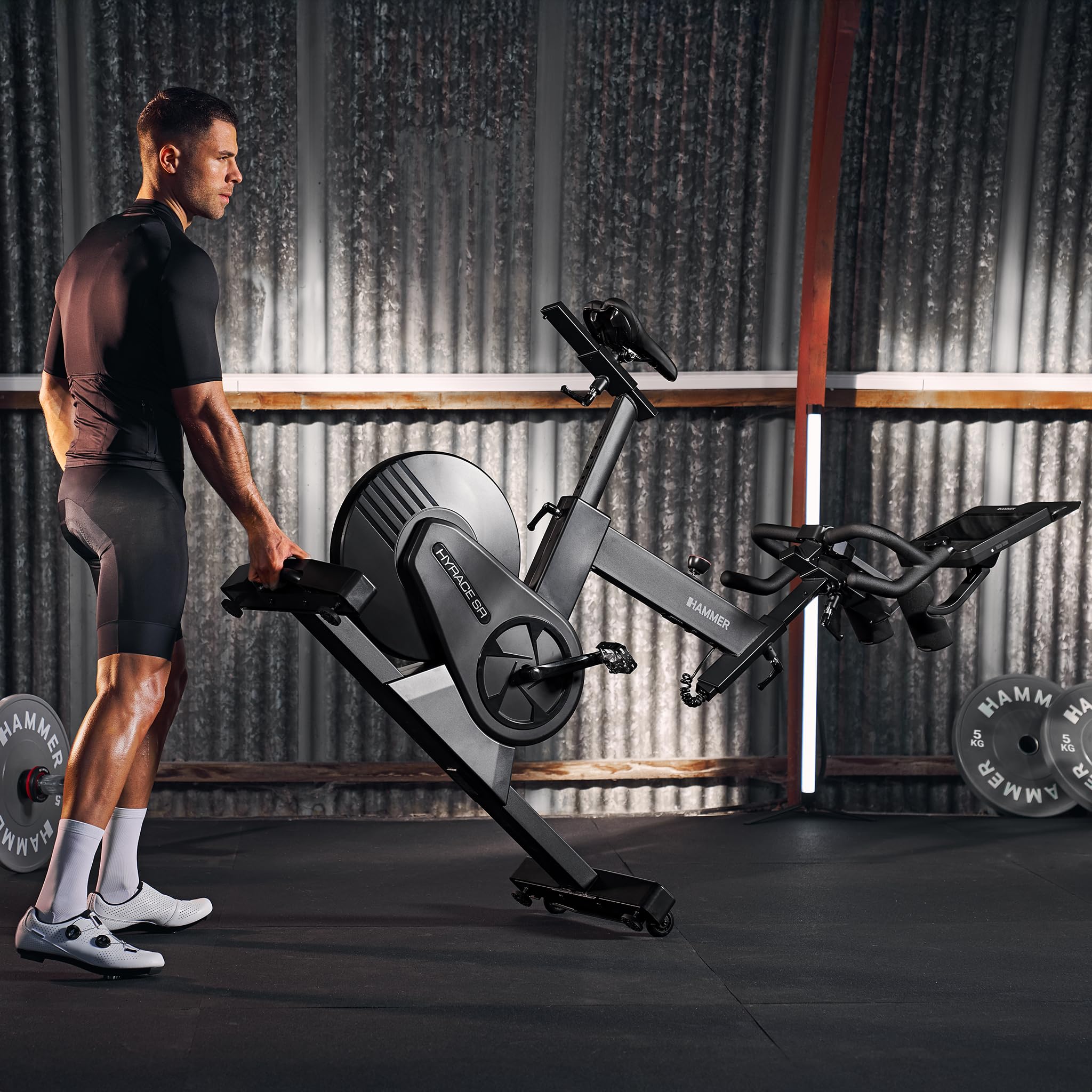 HAMMER Speedbike HyRace SR – Indoor Cycle Heimtrainer mit 20 kg Schwungmasse, TFT-Touchscreen, Tablet- & Smartphonehalterung, Bluetooth, kompatibel mit Kinomap & Zwift, Fitnessbike in Studioqualität