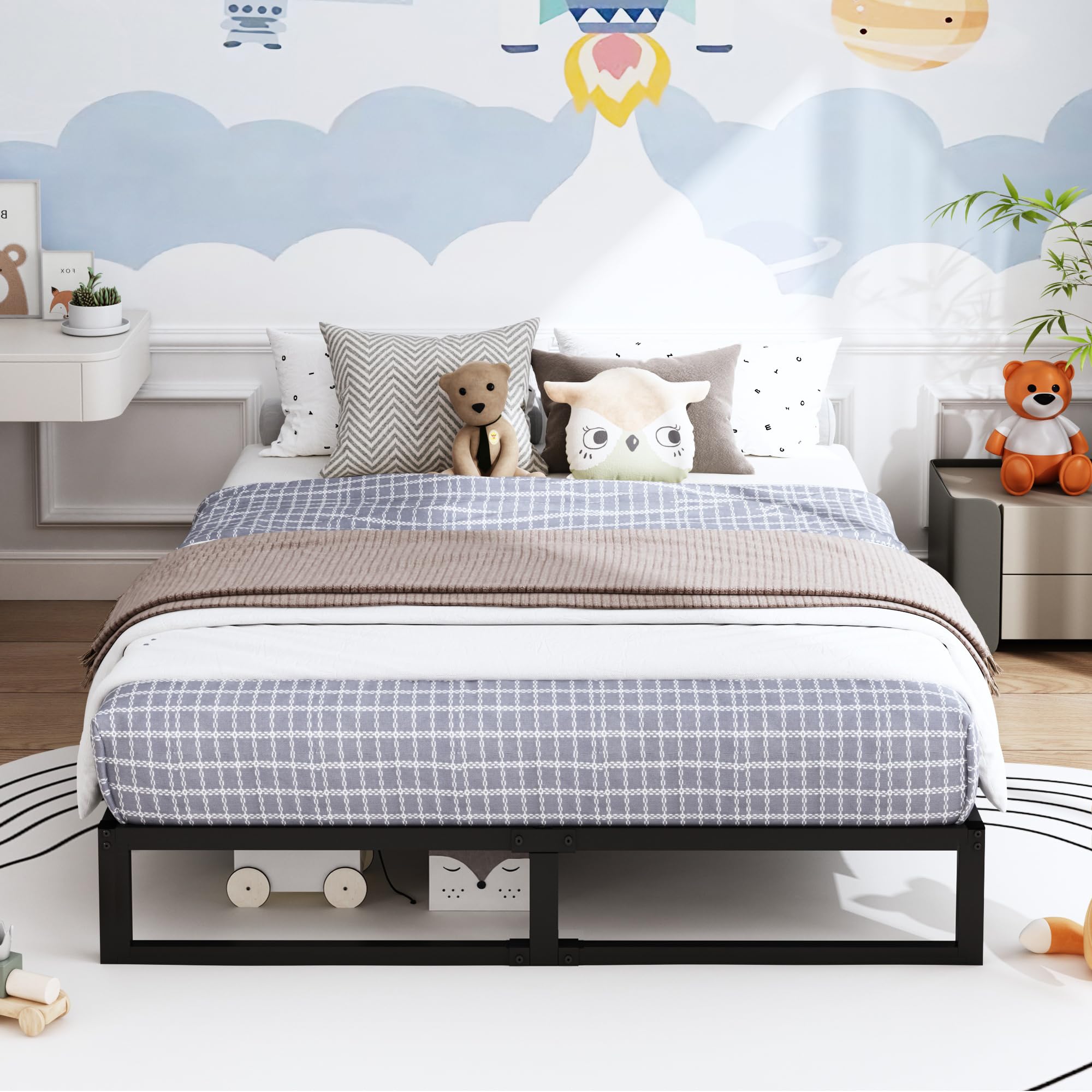 Amazon｜XINXINYAN メタルベッドフレーム クイーンサイズ 10インチ