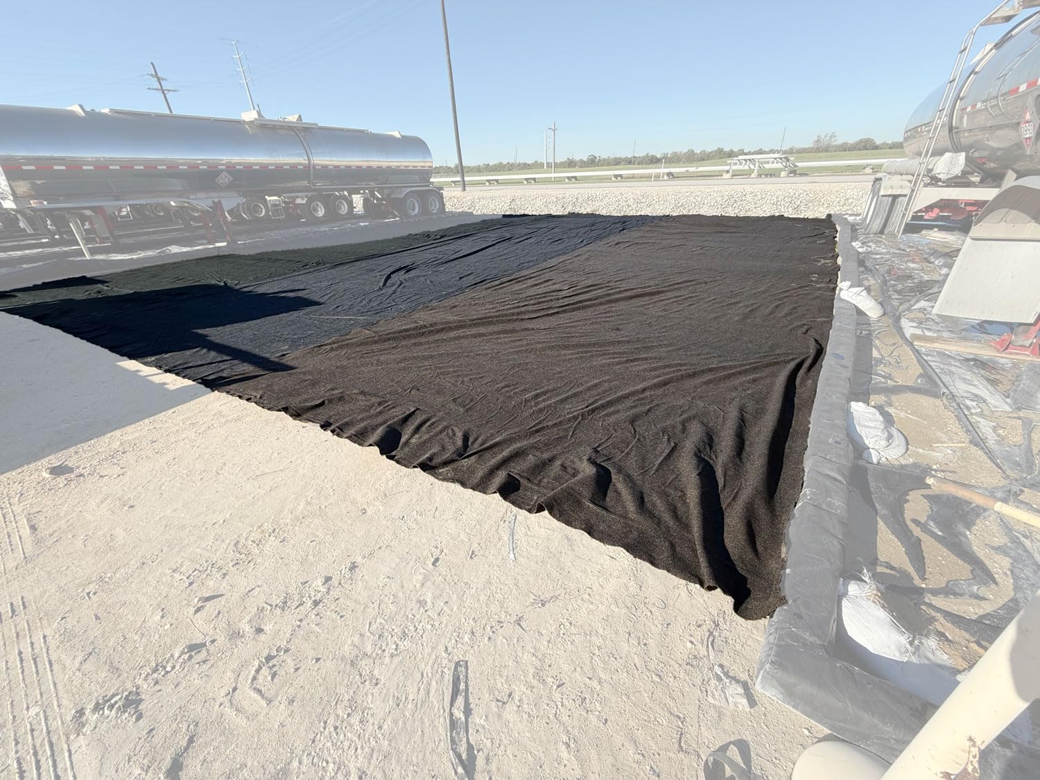 PIG® Drive-Over Build-A-Berm® Barrier Straight Section