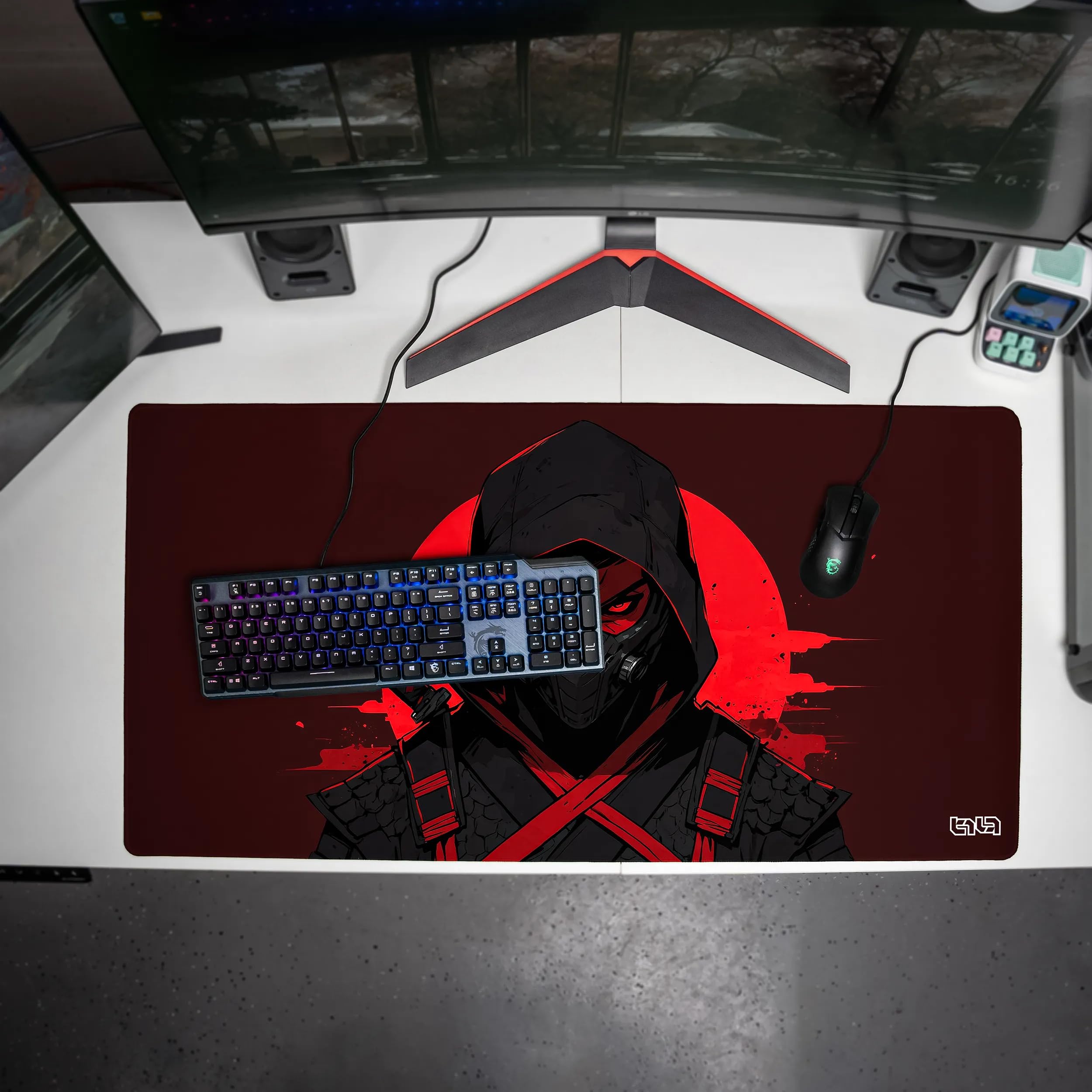 Tilt Podkładka na Biurko 100x50 cm | Antypoślizgowa Duża Podkładka pod Mysz oraz do Akcesoriów Komputerowych i Biurowych | Wodoodporna Mata na Biurko XXL (Ninja of the Future)