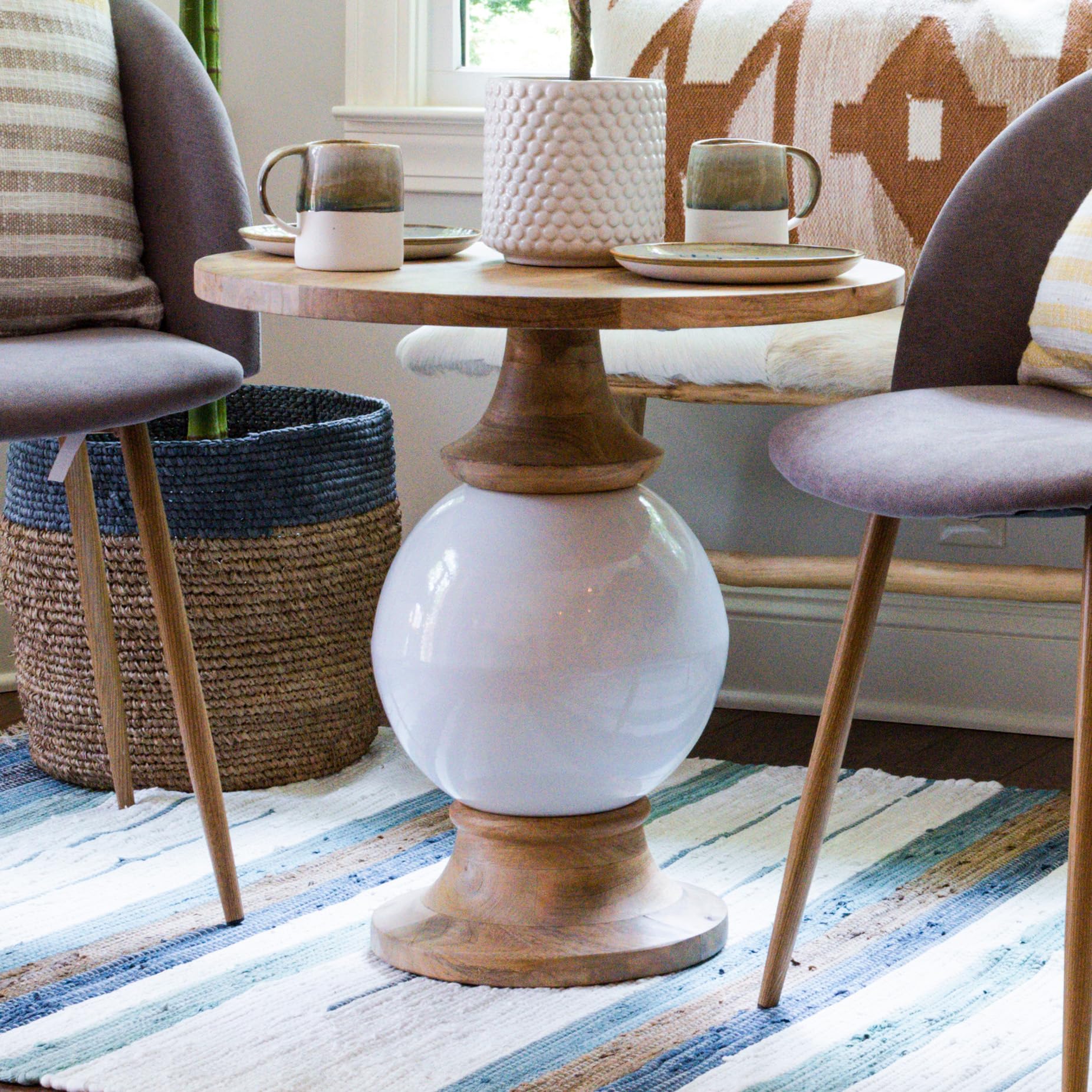 Creative Co-Op Mango Wood & Metal Round Pedestal Table
