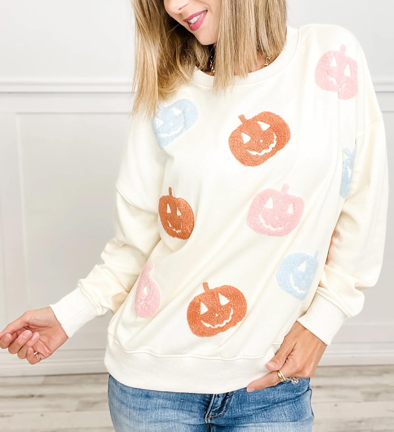 Halloween Sweatshirts for Women 2025 Spooky Ghost Long Sleeve Sweaters Vintage Pumpkin Yarn Graphic Crewneck Shirts - Image 2