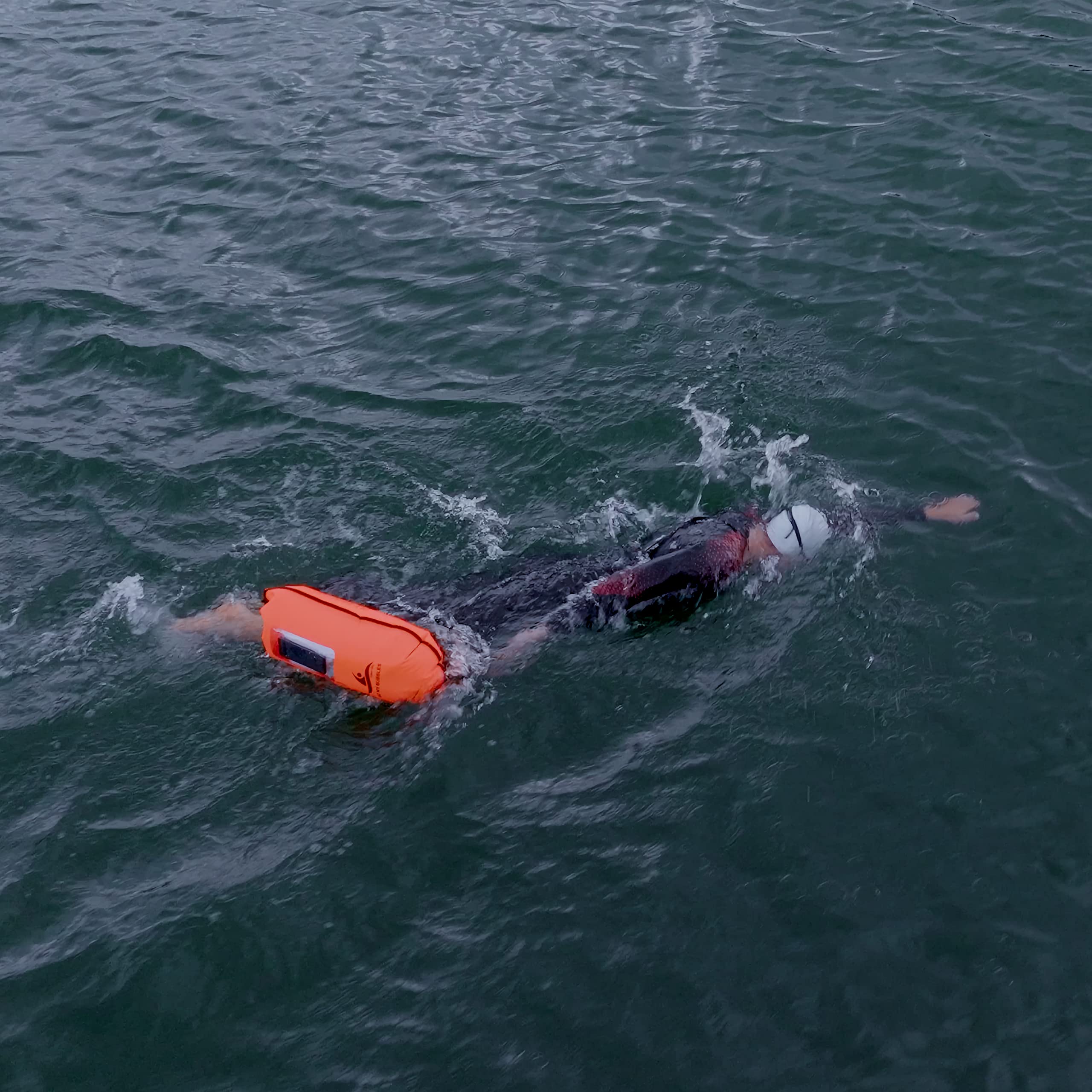 crea-do Boa da nuoto per adulti con sacchetto asciutto integrato, finestra del cellulare, fischietto di emergenza, capacità 28 l, per nuotare in acqua aperta e triathlon, snorkeling, sport acquatici