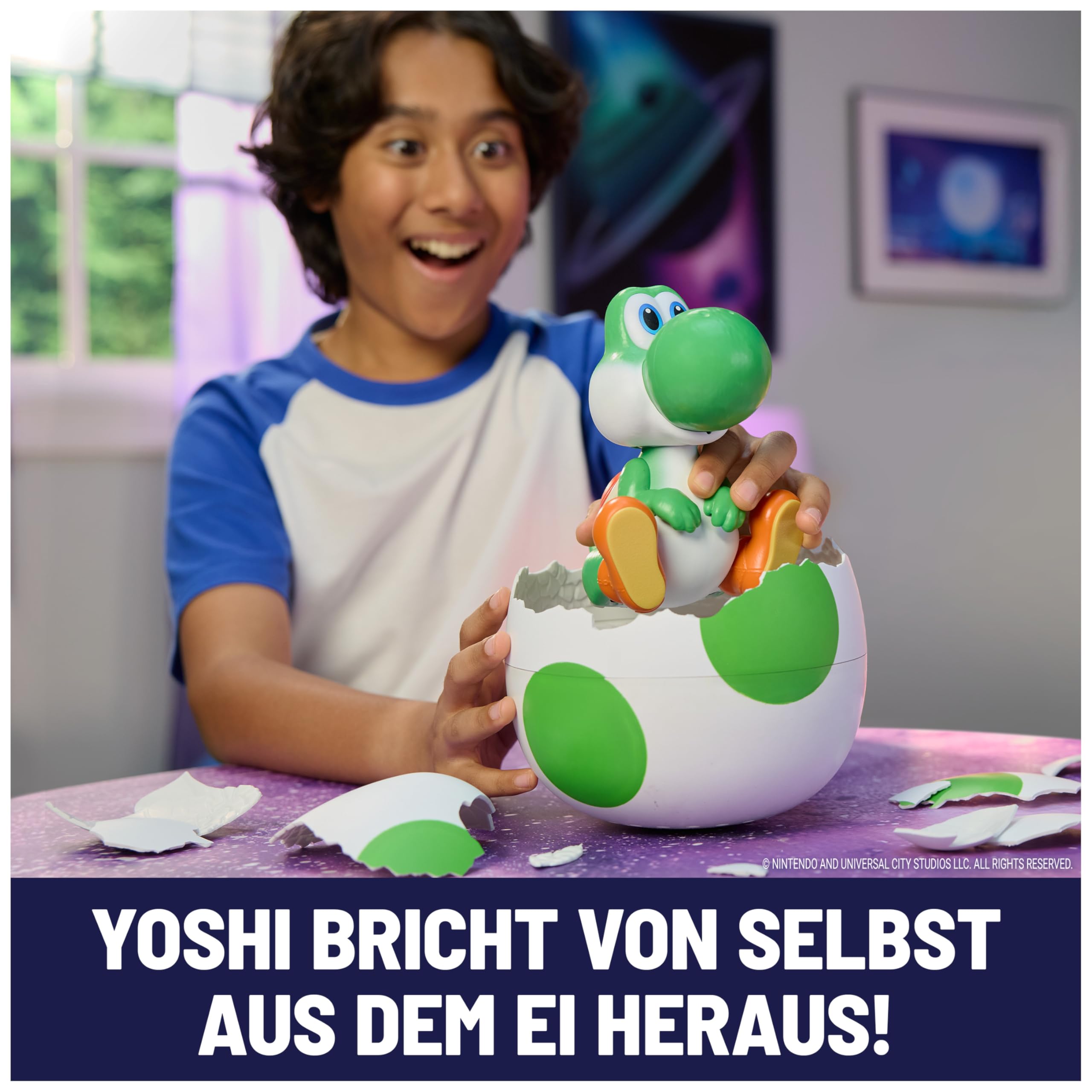 Super Mario Galaxy Movie Hatchin' Yoshi im Ei, ab 4 Jahren | Schlüpft selbst aus dem Ei | Spricht & antwortet | Licht & Sound | Reagiert auf Berührungen | Interaktive Sammelfigur