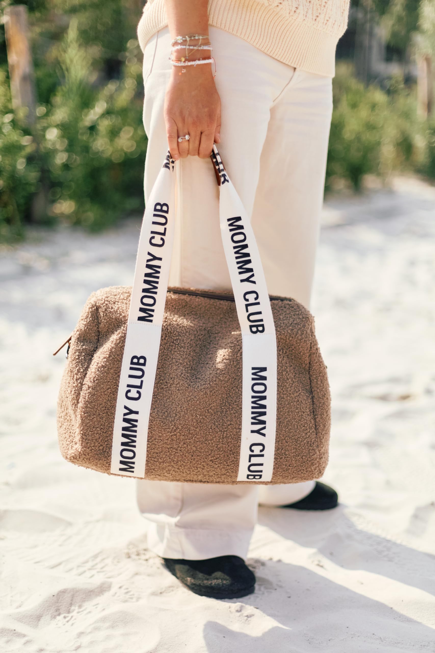 CHILDHOME, Sac A Langer Bebe, Mommy Bag, Matelas a langer bebe Inclus, Nombreux Rangements, Attaches poussette, Bandoulière, Cuir Vegan, 22L, Mommy Club Signature, Teddy Brun