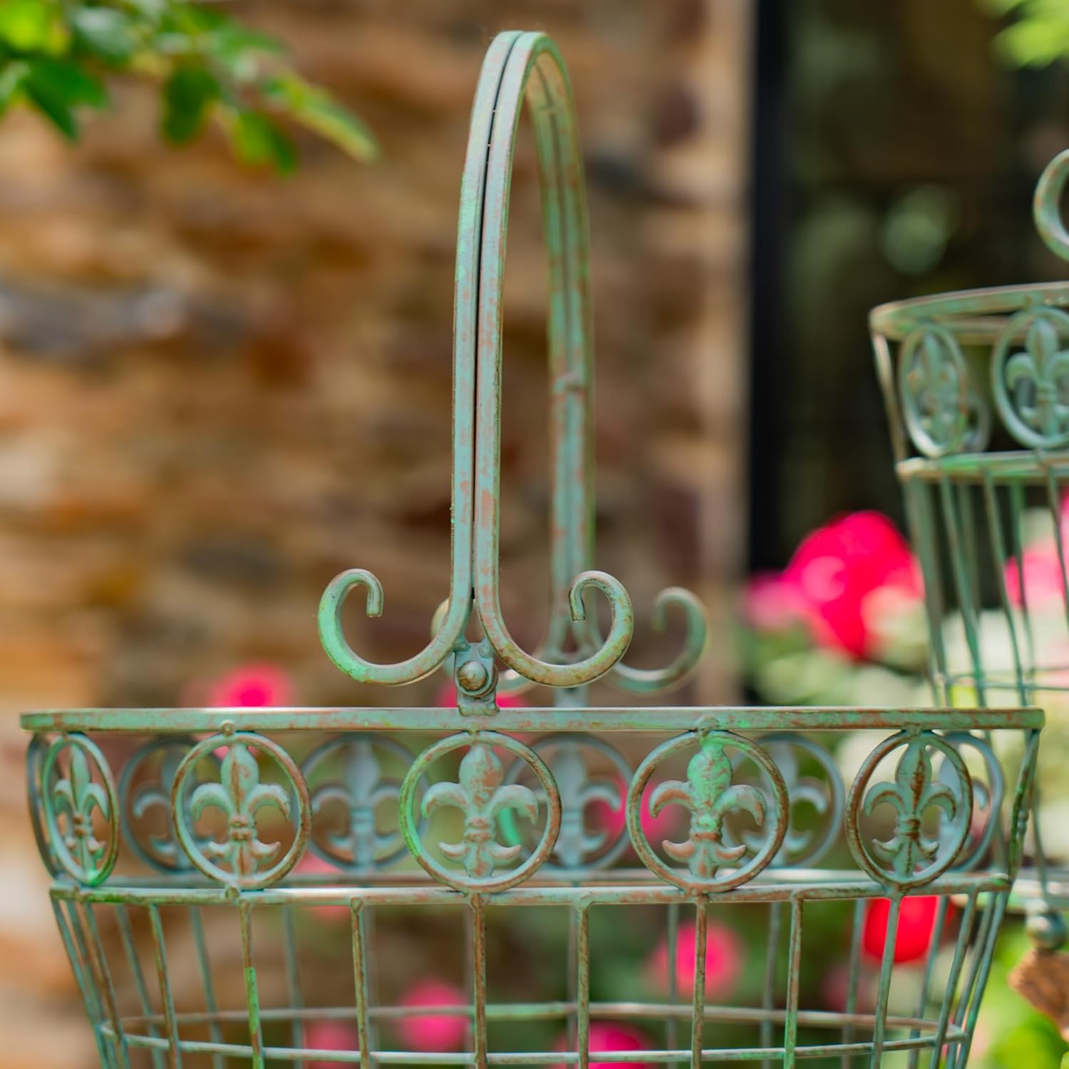 Zaer Ltd. Iron Garden Baskets, Set of 3, Copenhagen 1843, Indoor/Outdoor Planters with Handles (Verdi Green)