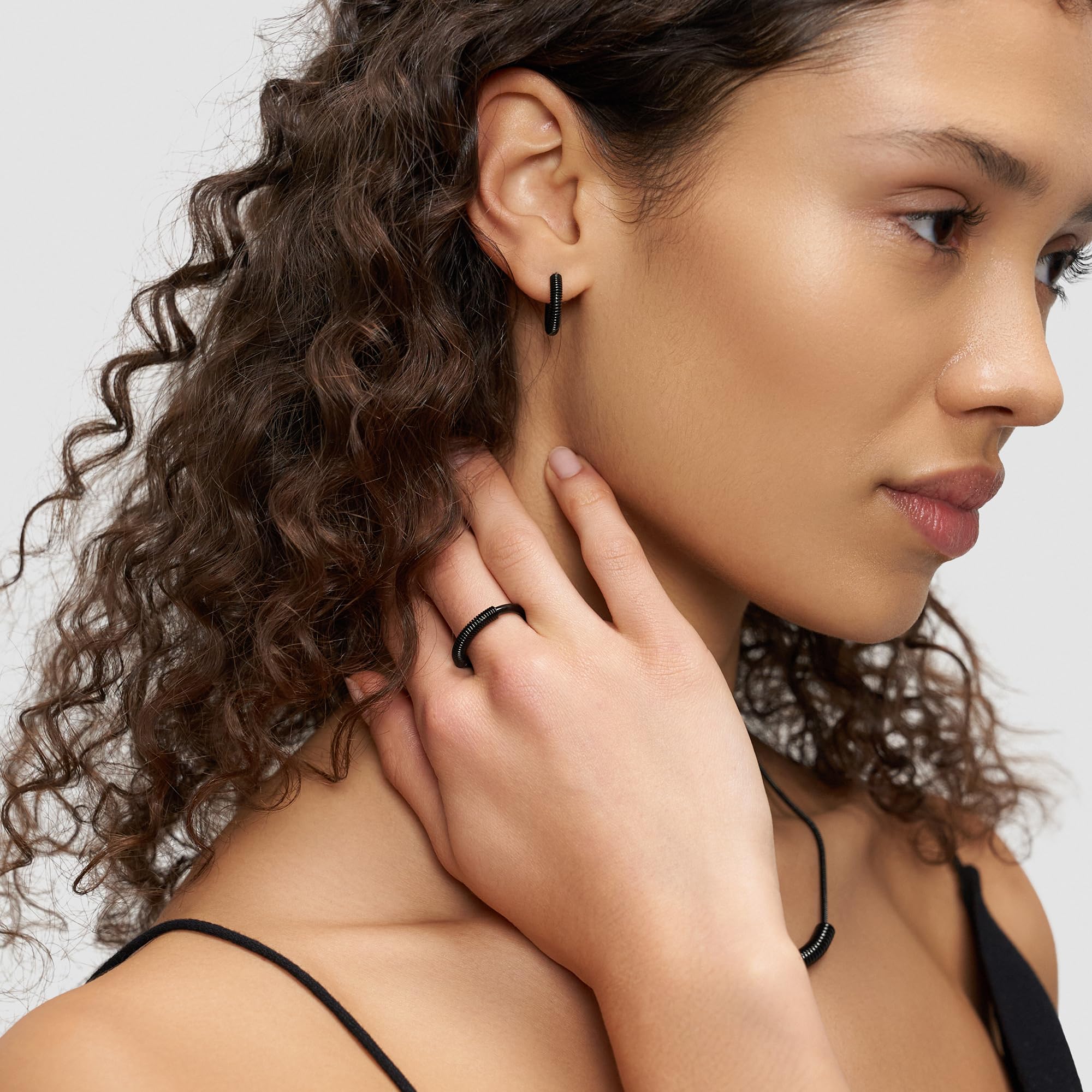 LIEBESKIND BERLIN Damen Schmuck - Twist Collection - Creolen in Edelstahl