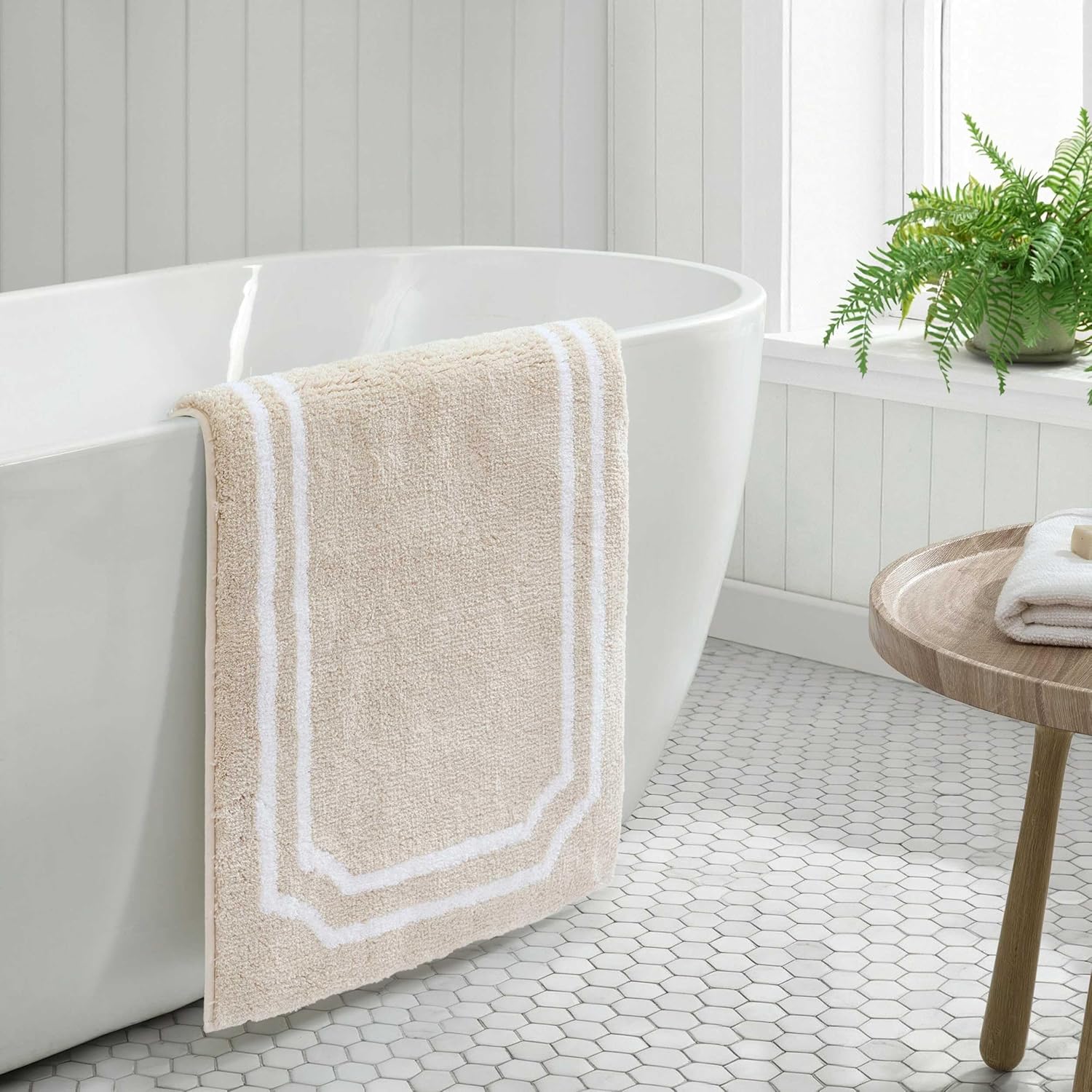 Martha Stewart – Bath Rug, Plush 100% Yarn-Dye Knit Rug, Soft Cushioned Feel Bathroom Rug with Skid-Resistant Latex Rubber Backing (Skylands Border Linen/White, 60" x 22")