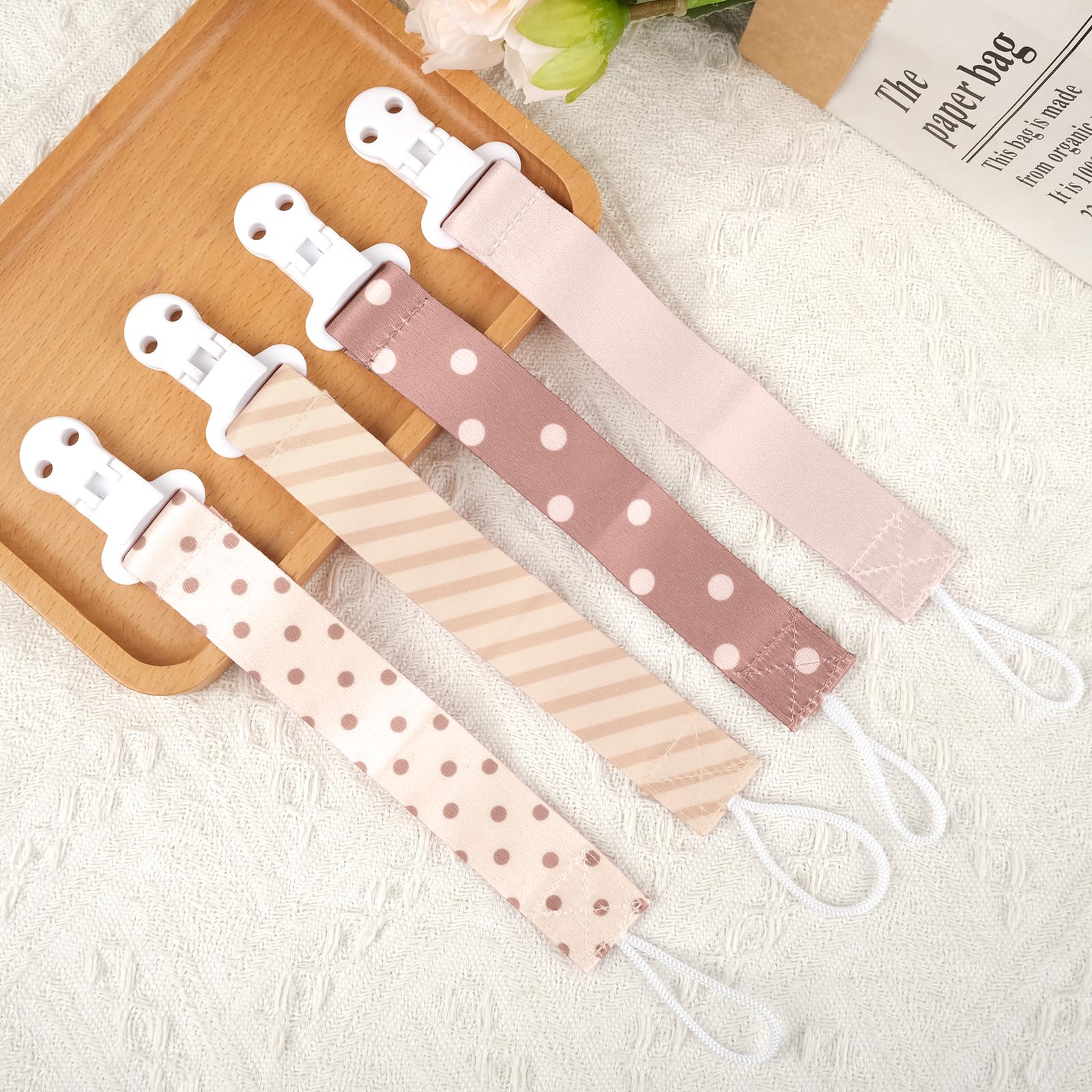 4 Pezzi Catenelle per Ciuccio, Portaciuccio Neonato con Clip, Adattatore Universale per Ciucci Giocattoli e Anelli da Dentizione – per Maschio e Femmina (A)