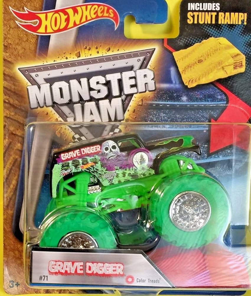 Amazon | Hot Wheels 2016 Monster Jam w/ Stunt Ramp #71 GRAVE