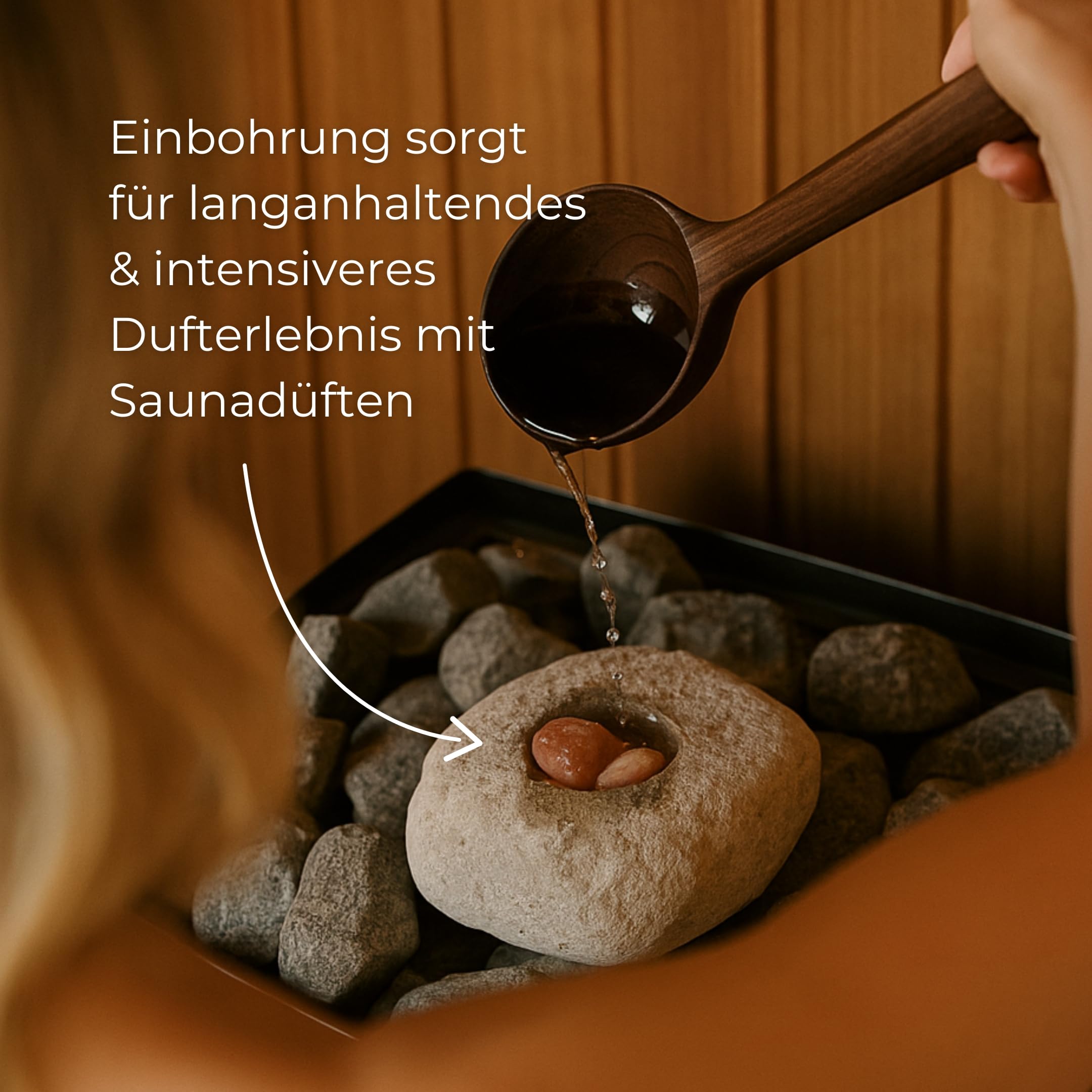 wellow® Saunastein aus Naturstein – handgefertigter Dampfstein mit Aromaschale für Sauna – für langanhaltenden Aufguss mit Mentholkristallen, Salzkristallen & besseres Saunaklima