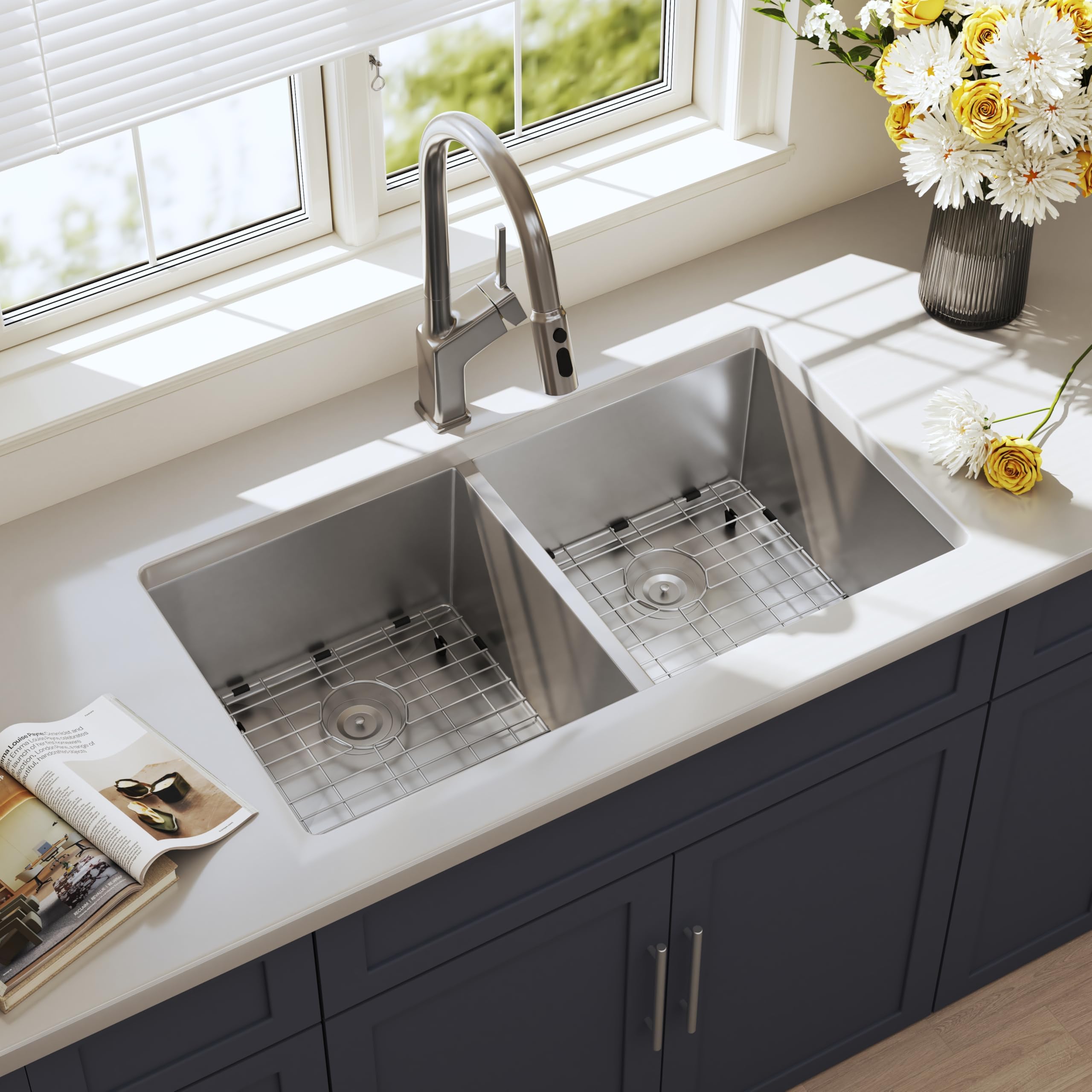 32 Inch Undermount Double Bowl Kitchen Sink Handmade 16 Gauge Stainless Steel 50/50 Deep Sinks with Strainer & Bottom Grid 32" x 19" x 10"