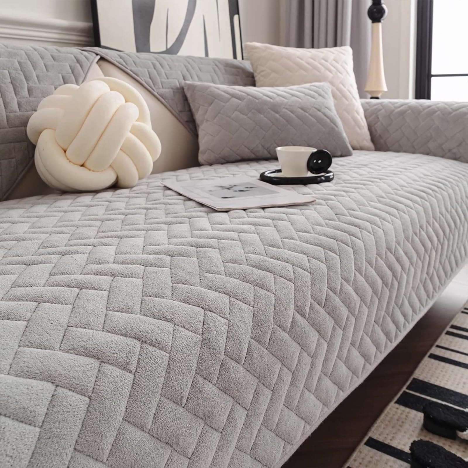 Housse de canapé en peluche douce pour des moments cocooning en famille sur canapé en L