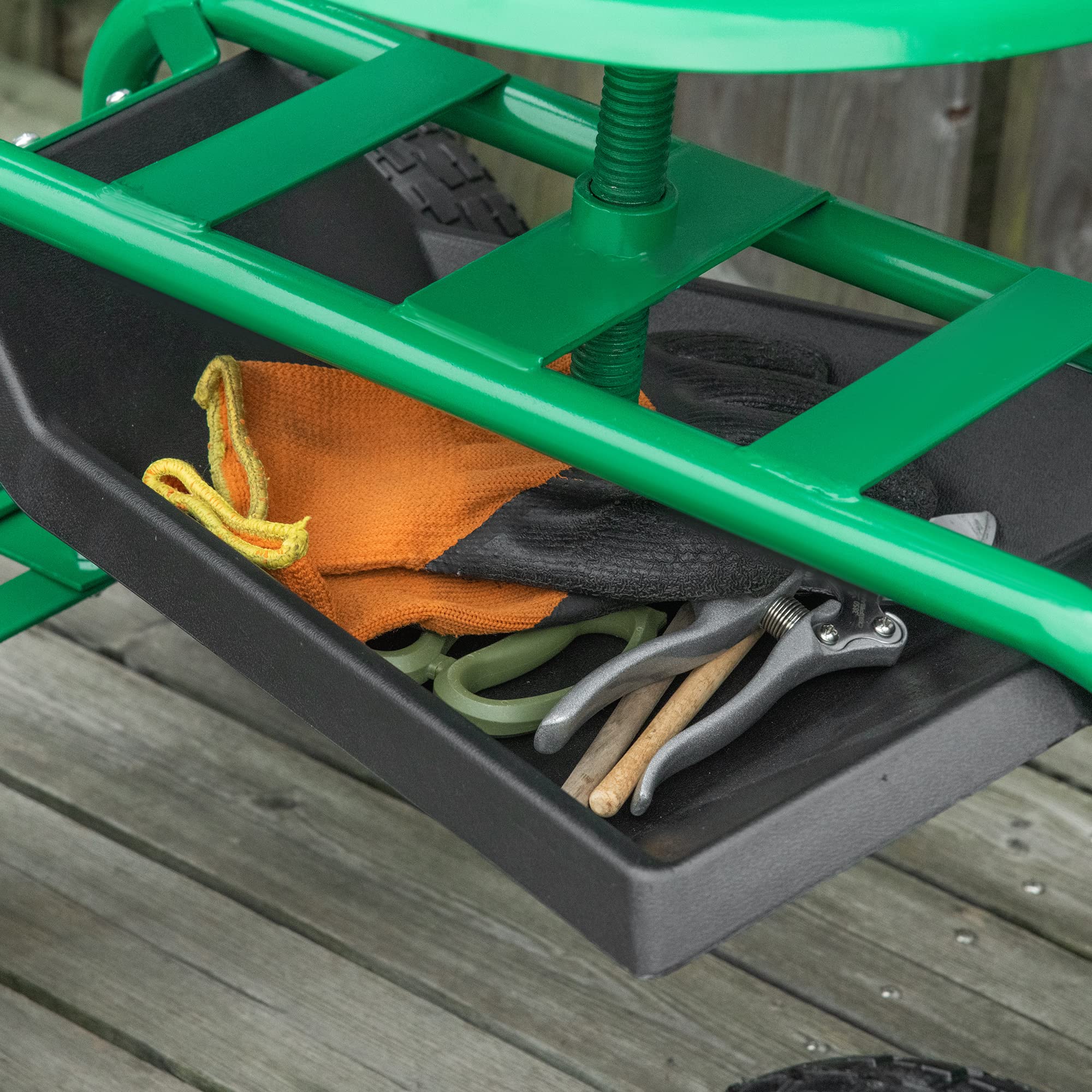 Outsunny Rollsitz 360 ° Drehbar Höhenverstellbar Gartenwagen Rollen Grün | Mit Ablagefläche, Griff, Mobiler Gartensitz, Arbeitssitz, Gartenhocker, Bis 150 kg, Metall, Gartenrollsitz