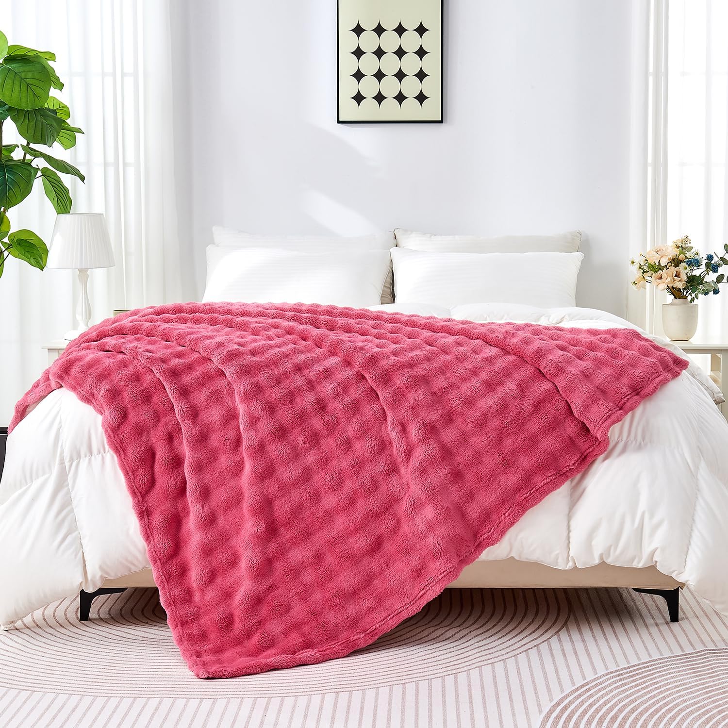 Wajade Soft Fleece Throw Blanket for Couch, 90x90 Inches 3D Bubble Decorative Cozy Fuzzy Flannel Blanket, Lightweight Warm Blanket for Bed Office, Coral Pink