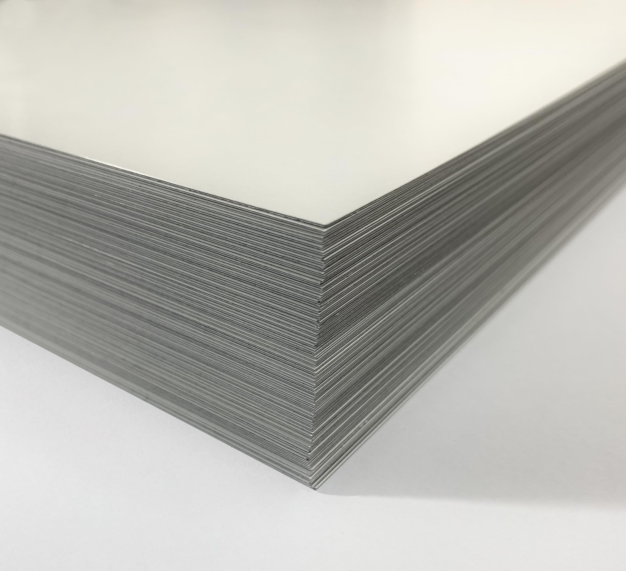 Amazon.com : 310gsm Black Core TCG Cardstock - DIY Proxy - Blank Smooth  Blackcore Playing Card Stock - 8.5 * 11in Sheets