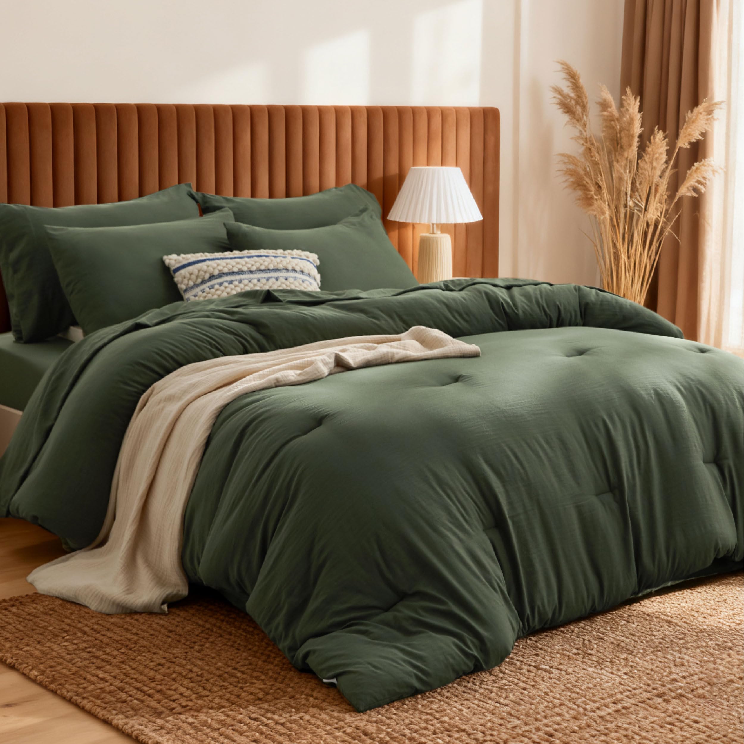 Bedsure Dark Green King Comforter Set, Soft Bed in a Bag 7 Pieces, Alternative Bedding for All Seasons, Breathable Marshmallow Prewashed Bed Set with Comforters, Sheets, Pillowcases &amp; Shams