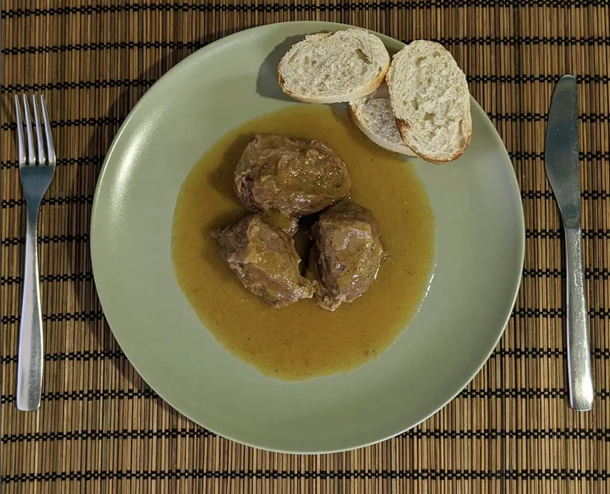Carrilleras de cerdo al vino blanco. Conservas Gourmet. Carrilleras estofadas 440grs (Pack de 4). Receta familiar, casera y artesana. Regalo original para todos. Producto 100% elaborado en España.
